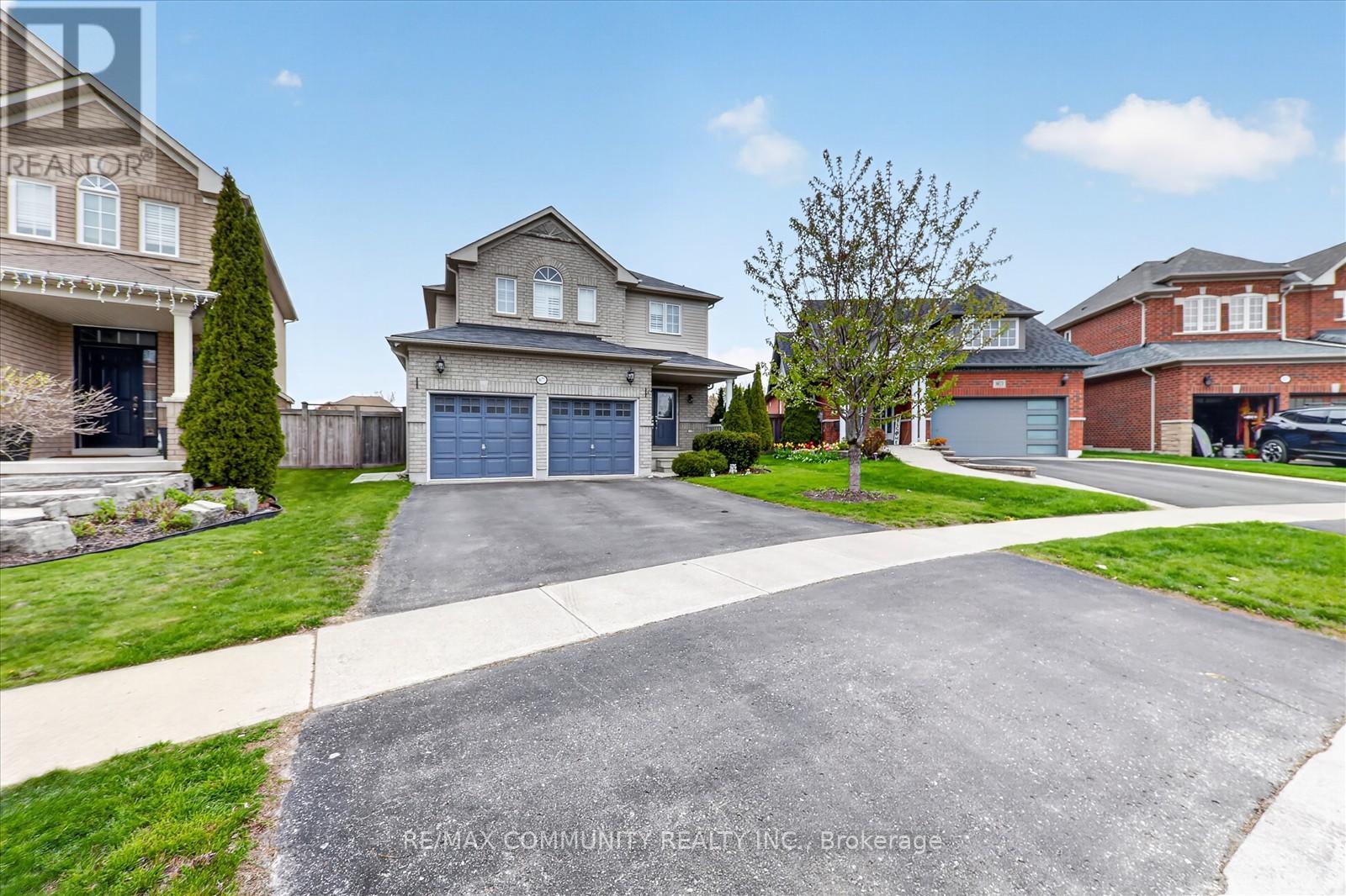 1677 Quail Run Drive, Oshawa, Ontario  L1K 0M1 - Photo 3 - E13136804