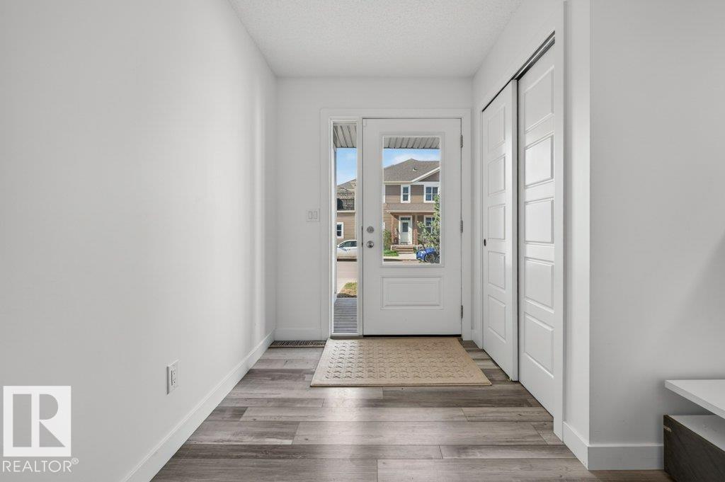 20315 16 Av Nw, Edmonton, Alberta  T6M 1K8 - Photo 2 - E4488142