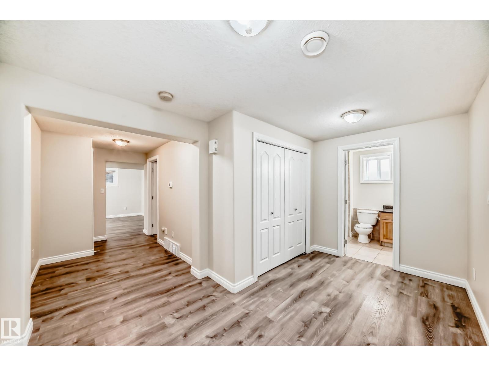 6736 11 Av Sw, Edmonton, Alberta  T6X 1L1 - Photo 56 - E4488143