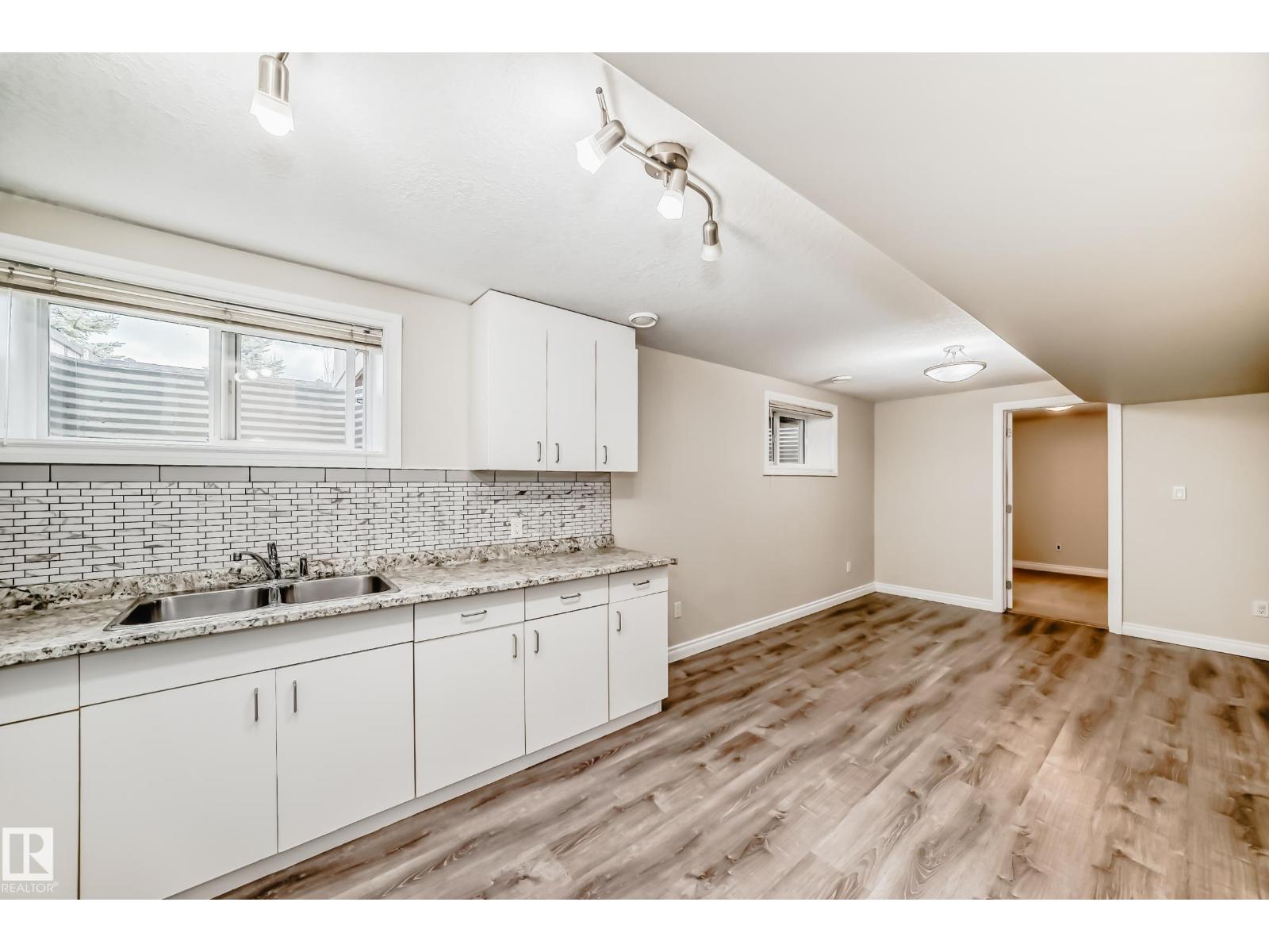 6736 11 Av Sw, Edmonton, Alberta  T6X 1L1 - Photo 59 - E4488143
