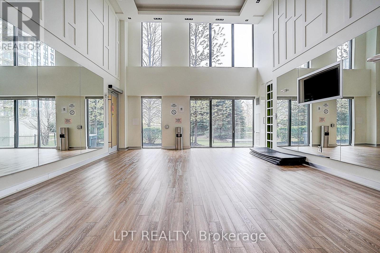 1601 - 75 Oneida Crescent, Richmond Hill (Langstaff), Ontario  L4B 0H3 - Photo 10 - N13136648