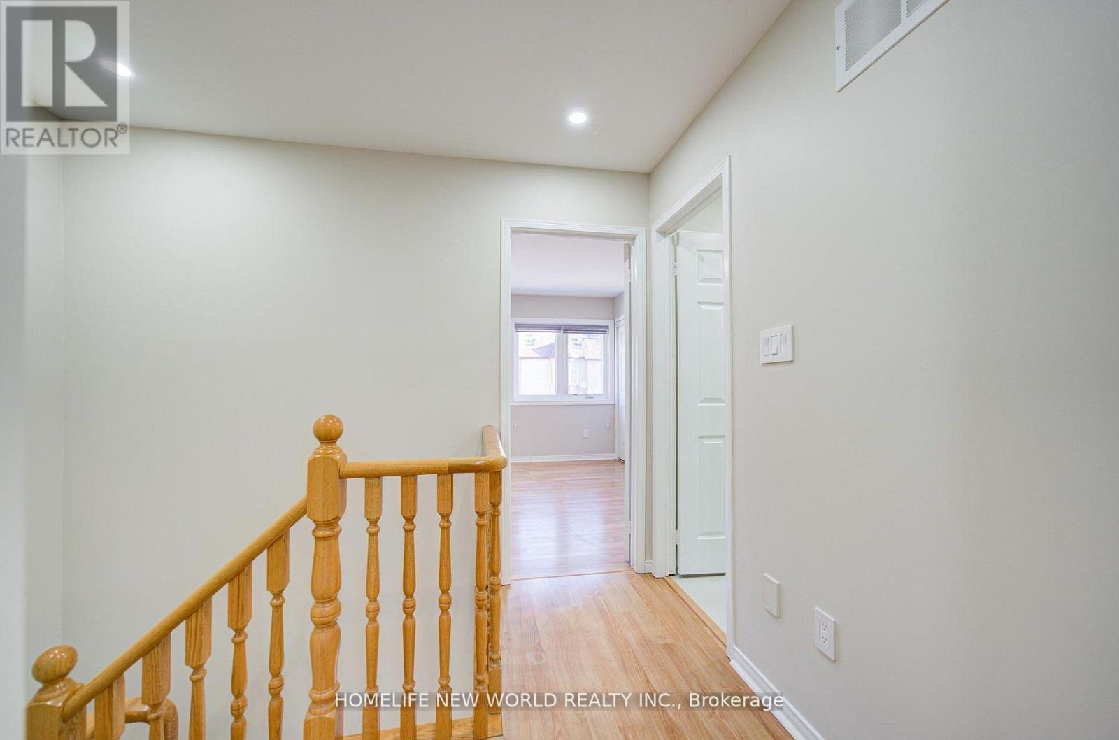 12 Azalea Gateway, Markham, Ontario  L3T 7T8 - Photo 11 - N13136786