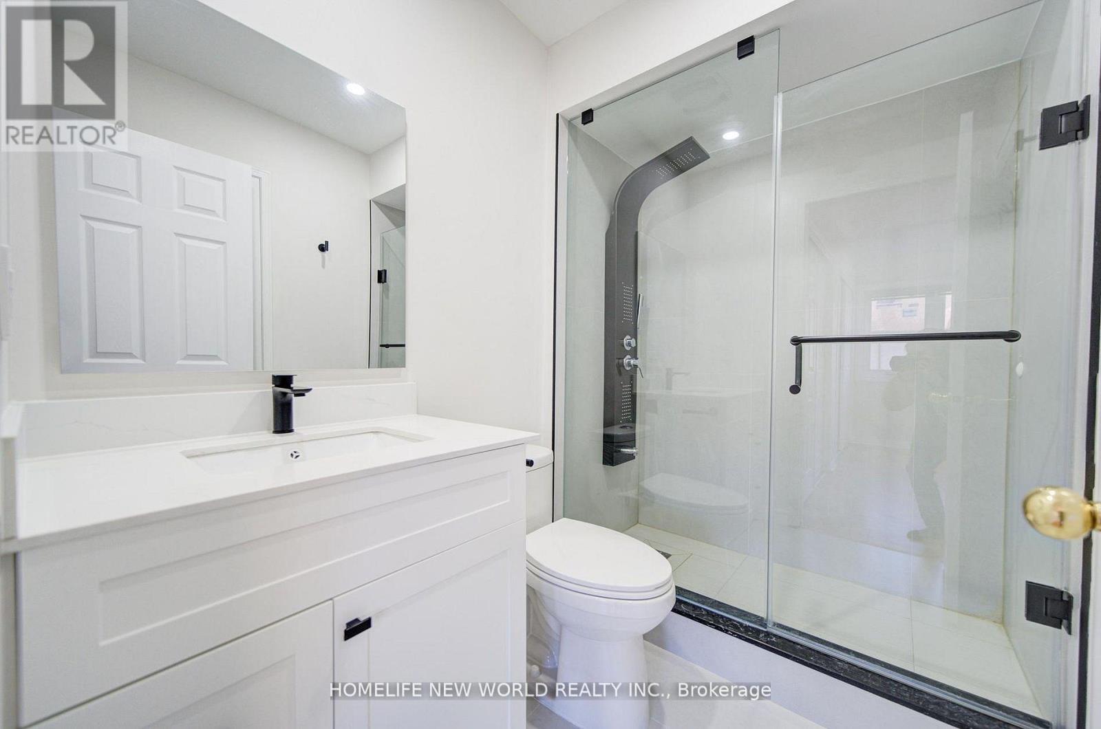 12 Azalea Gateway, Markham, Ontario  L3T 7T8 - Photo 15 - N13136786