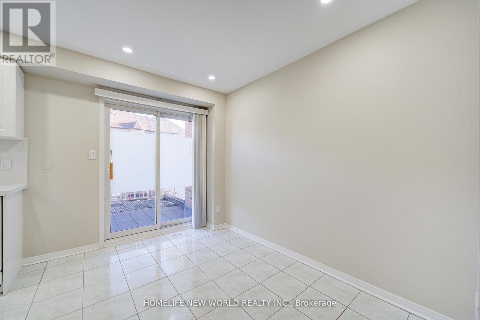 12 Azalea Gateway, Markham, Ontario  L3T 7T8 - Photo 7 - N13136786