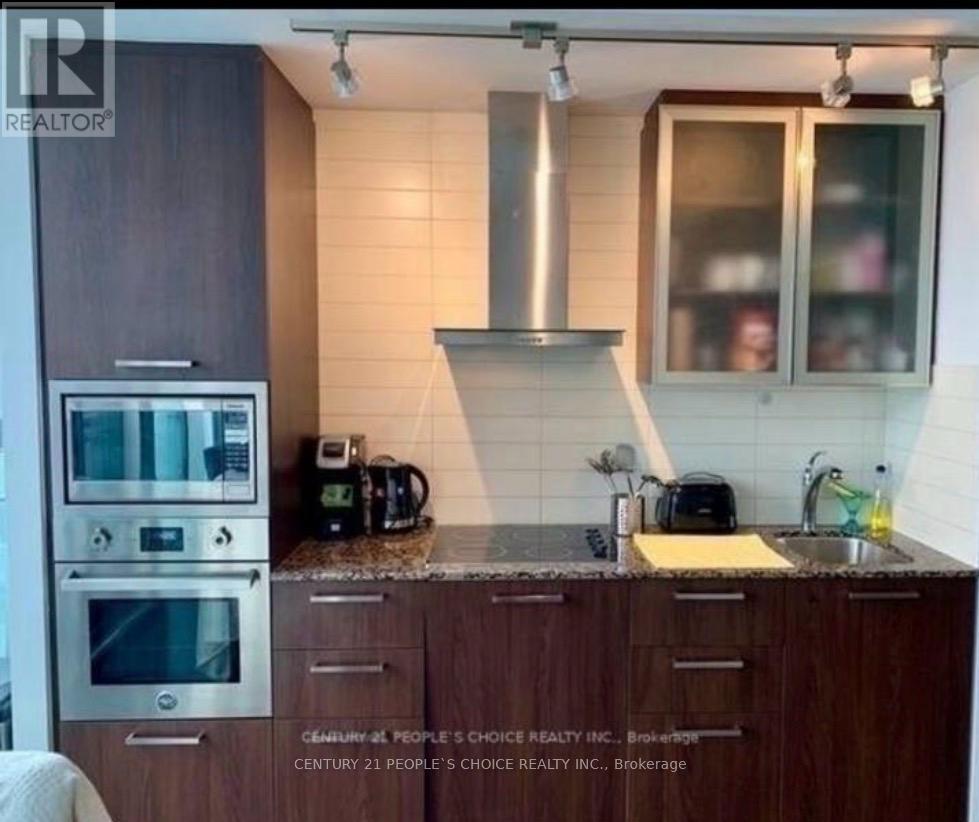 2204 - 14 York Street, Toronto, Ontario  M5J 0A9 - Photo 4 - C13136562