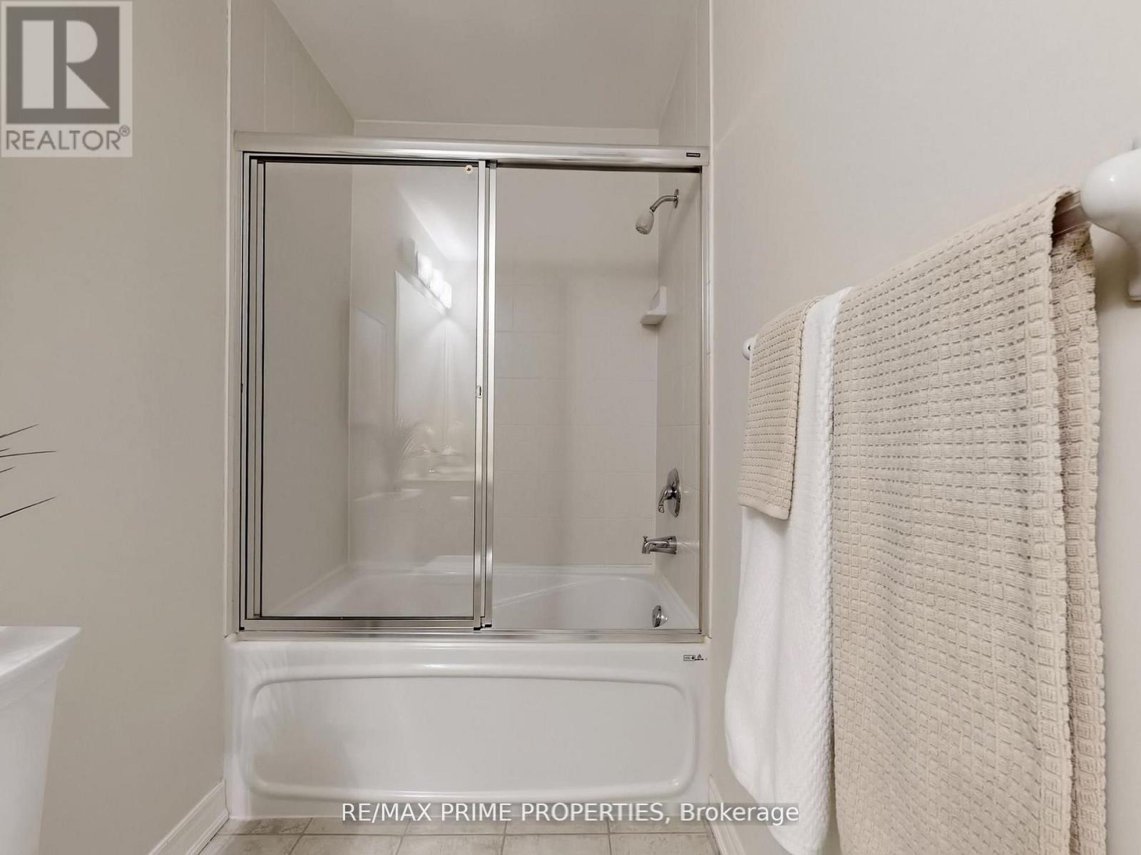 18 - 11 Berczy Creek Way, Markham, Ontario  L6C 2R3 - Photo 42 - N13035564