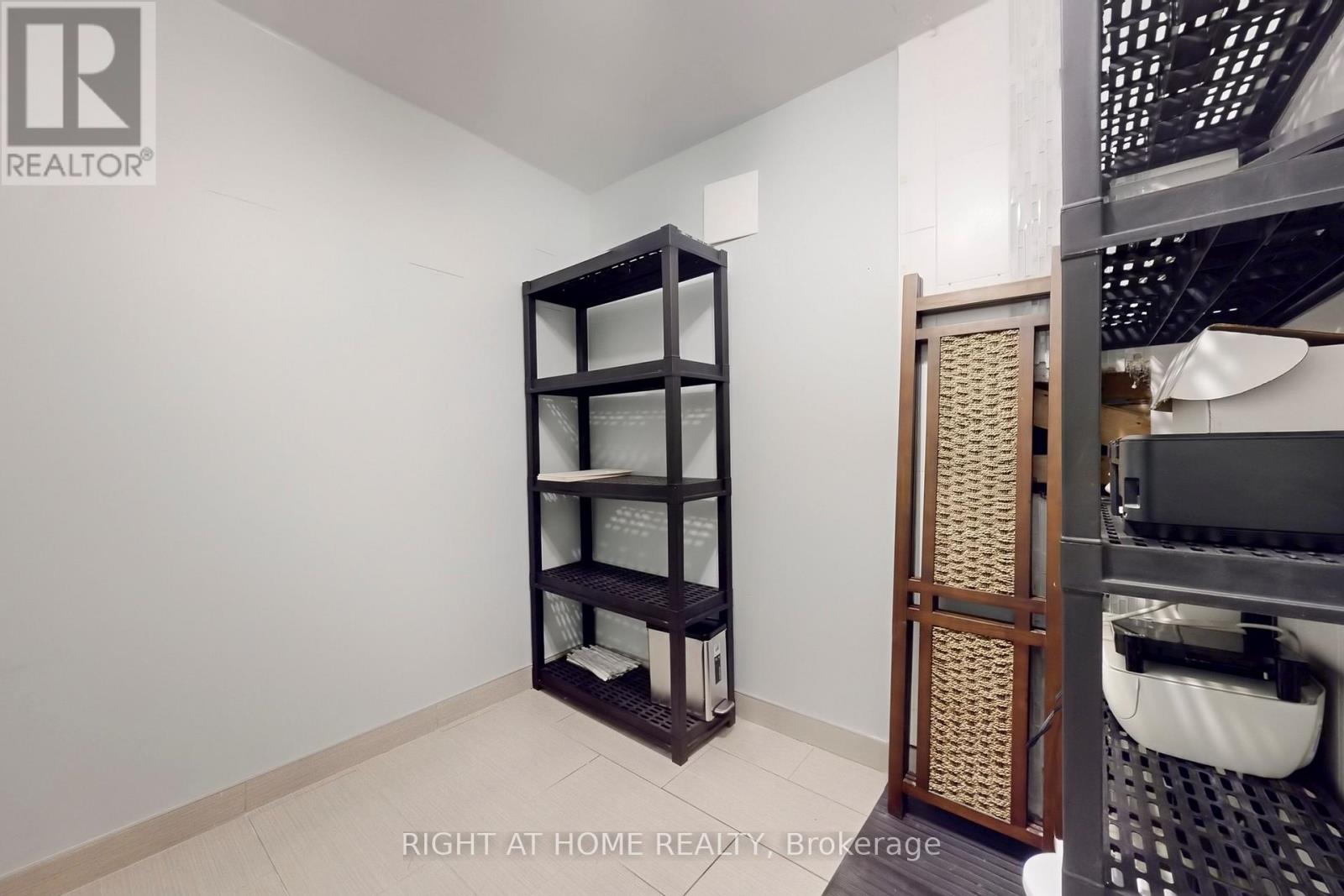 2390a Bloor Street W, Toronto, Ontario  M6S 1P5 - Photo 27 - W12803994