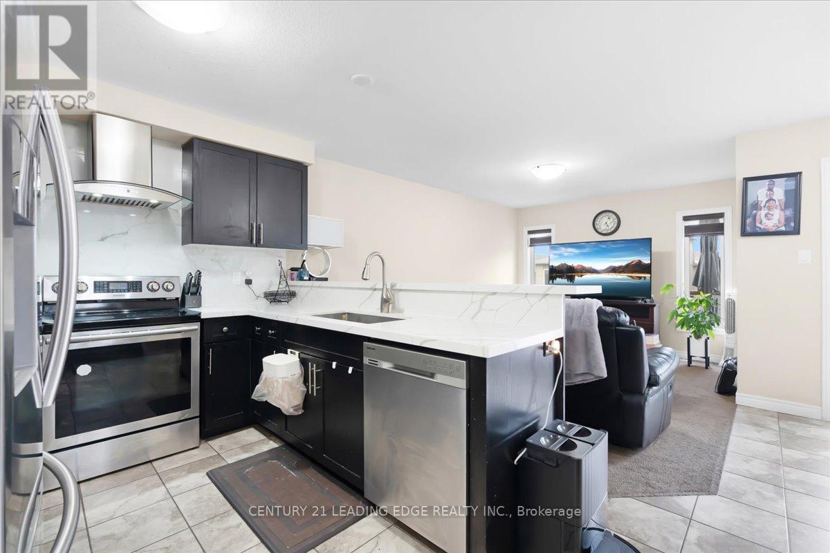 28 Drone Crescent, Guelph, Ontario  N1K 0C1 - Photo 5 - X13135506