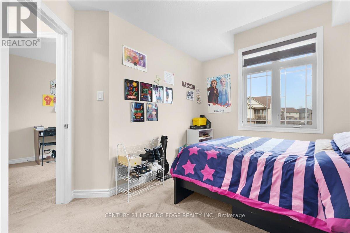 28 Drone Crescent, Guelph, Ontario  N1K 0C1 - Photo 13 - X13135506