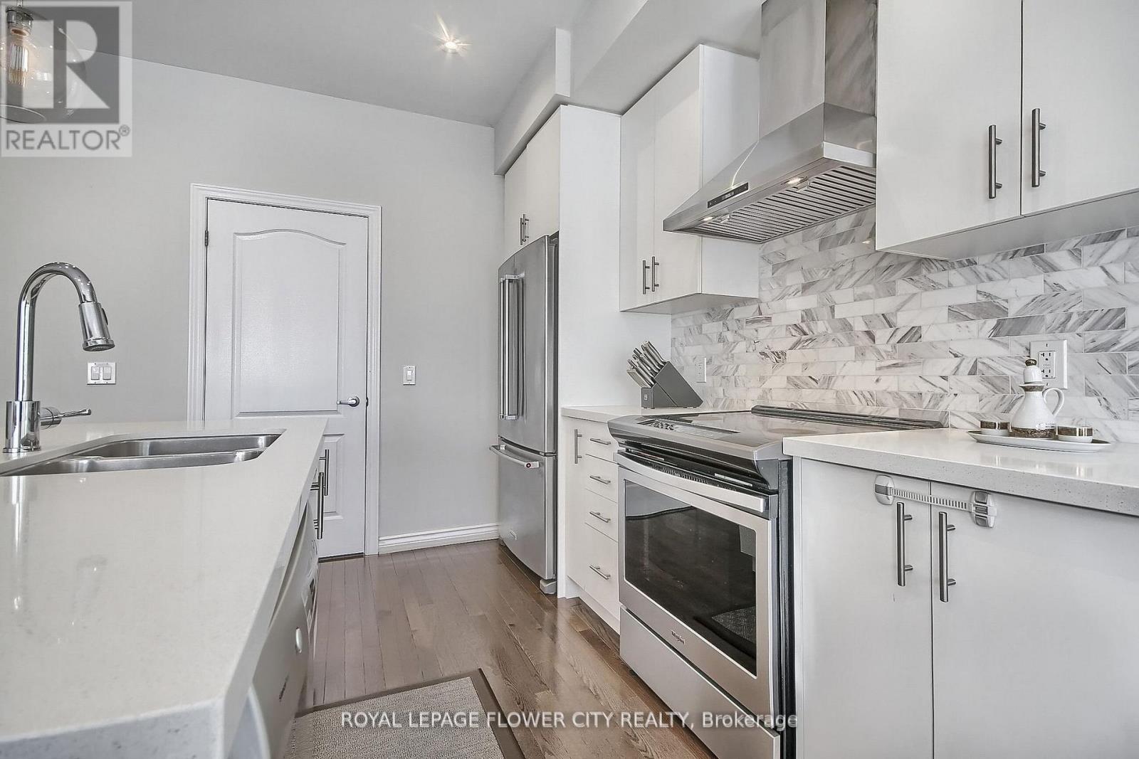 420 Wheat Boom Drive, Oakville, Ontario  L6H 0R6 - Photo 11 - W13136660