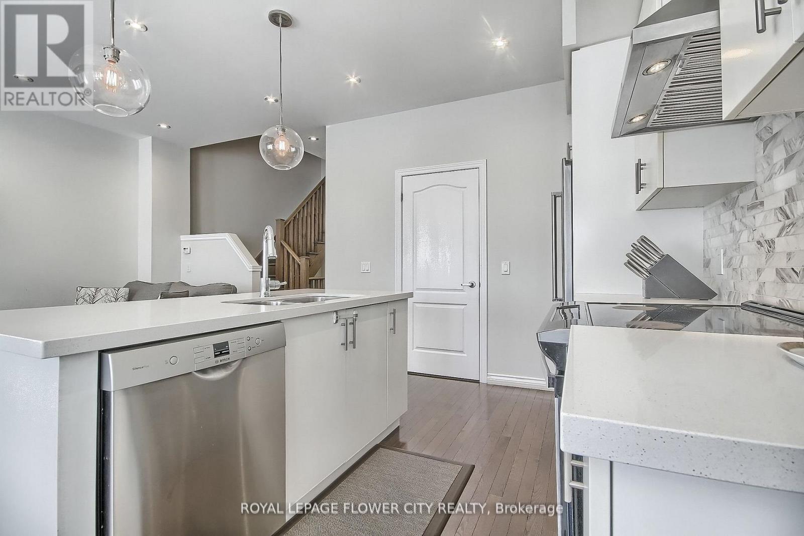 420 Wheat Boom Drive, Oakville, Ontario  L6H 0R6 - Photo 12 - W13136660
