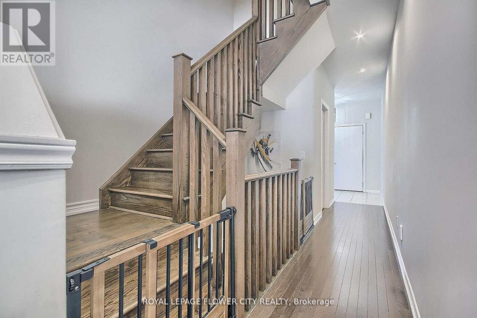 420 Wheat Boom Drive, Oakville, Ontario  L6H 0R6 - Photo 7 - W13136660