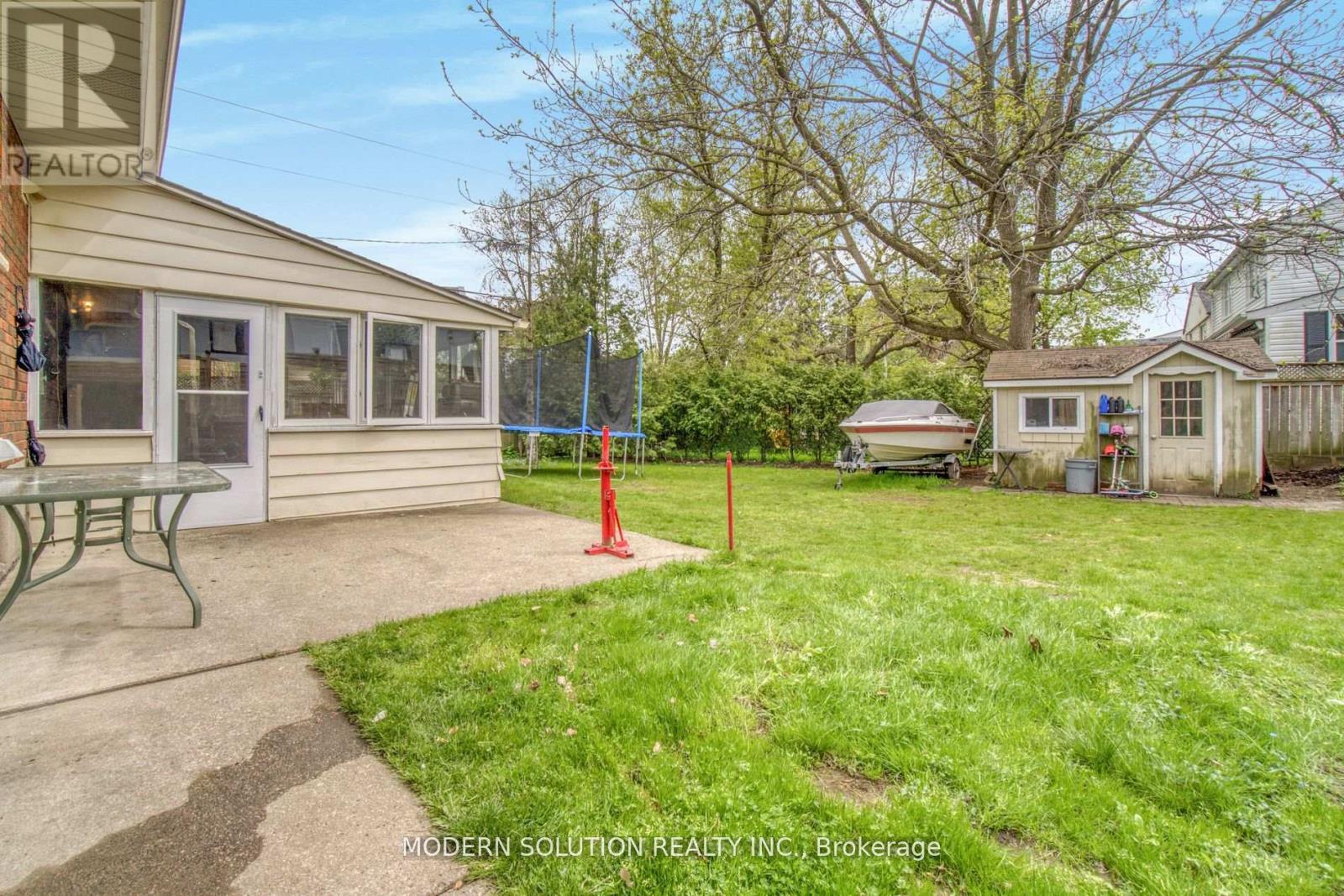 314 Strathcona Drive, Burlington, Ontario  L7L 2E1 - Photo 15 - W13136664