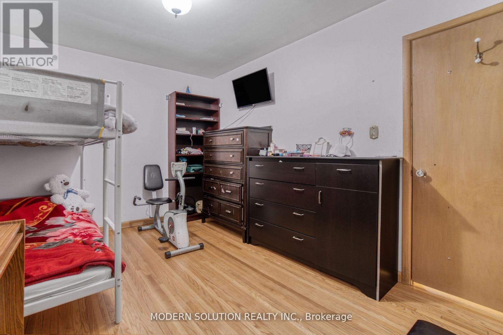 314 Strathcona Drive, Burlington, Ontario  L7L 2E1 - Photo 16 - W13136664