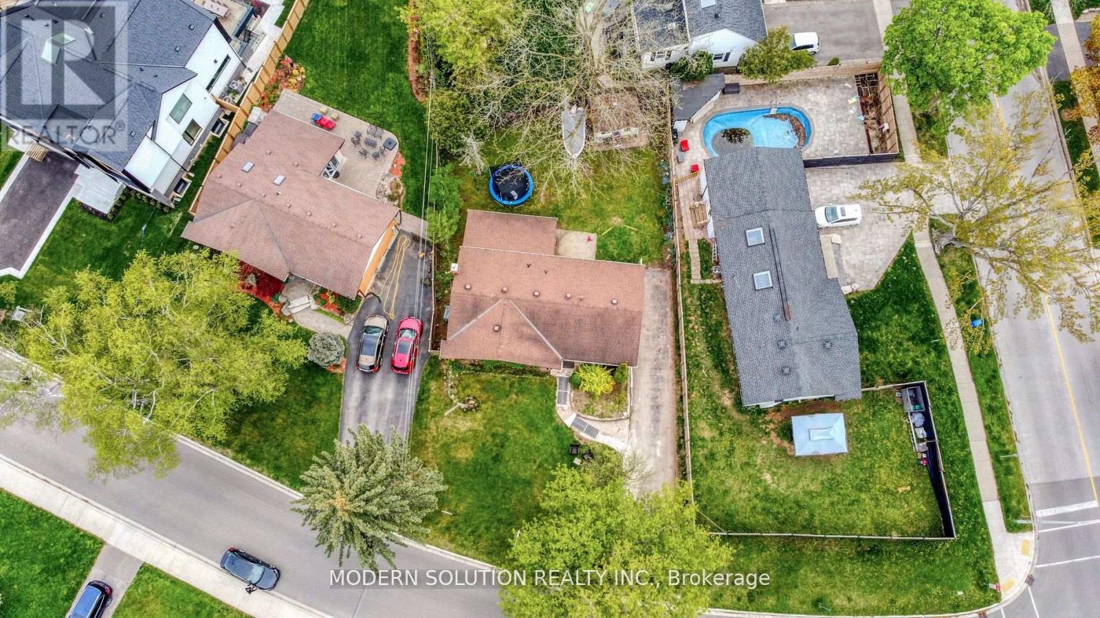 314 Strathcona Drive, Burlington, Ontario  L7L 2E1 - Photo 18 - W13136664