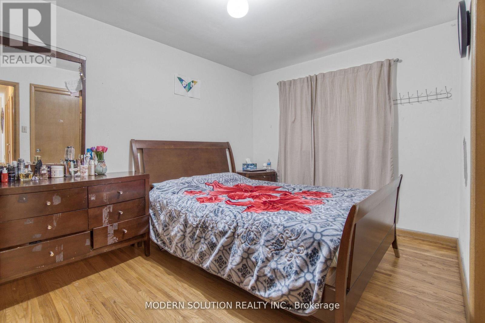 314 Strathcona Drive, Burlington, Ontario  L7L 2E1 - Photo 19 - W13136664