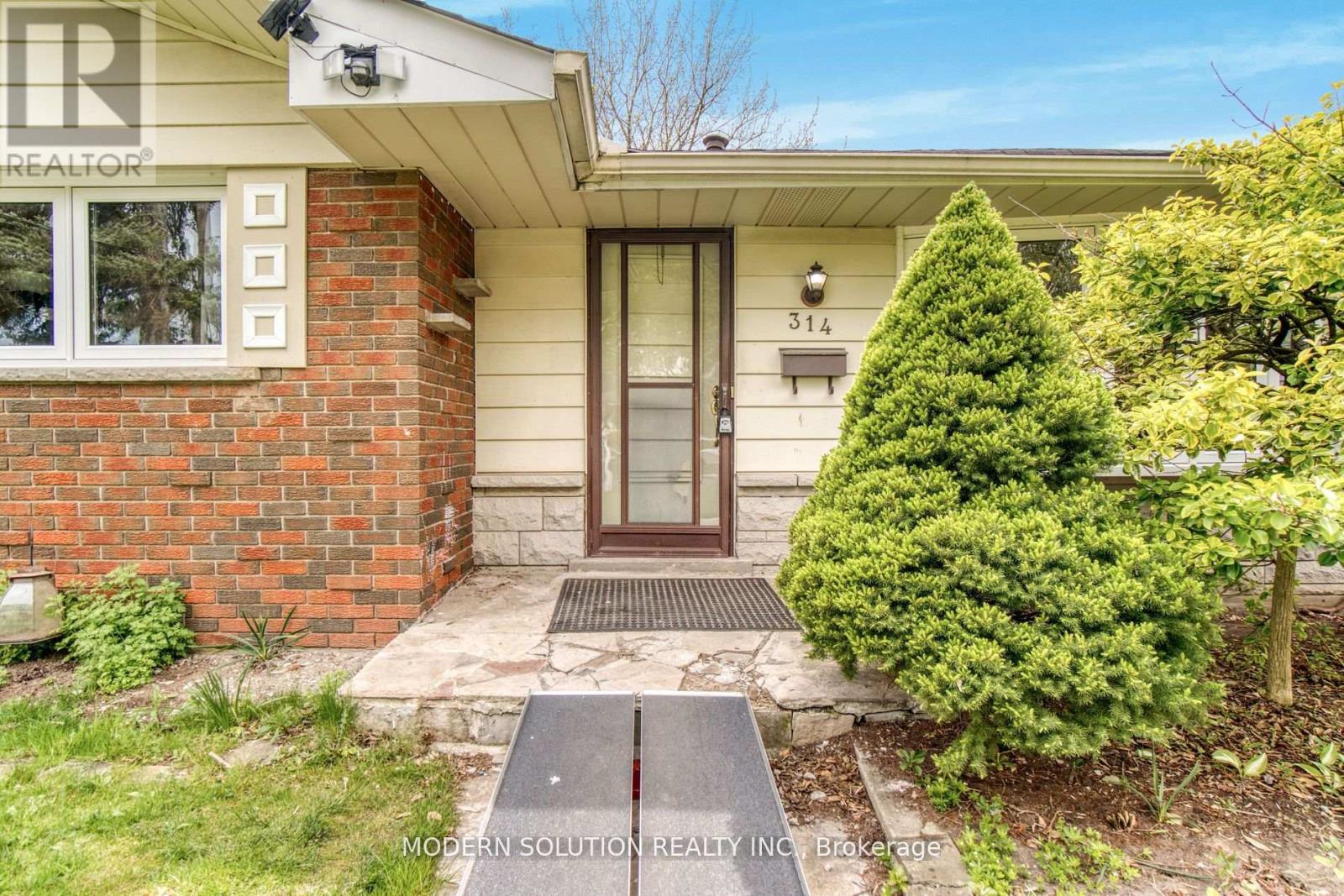 314 Strathcona Drive, Burlington, Ontario  L7L 2E1 - Photo 21 - W13136664