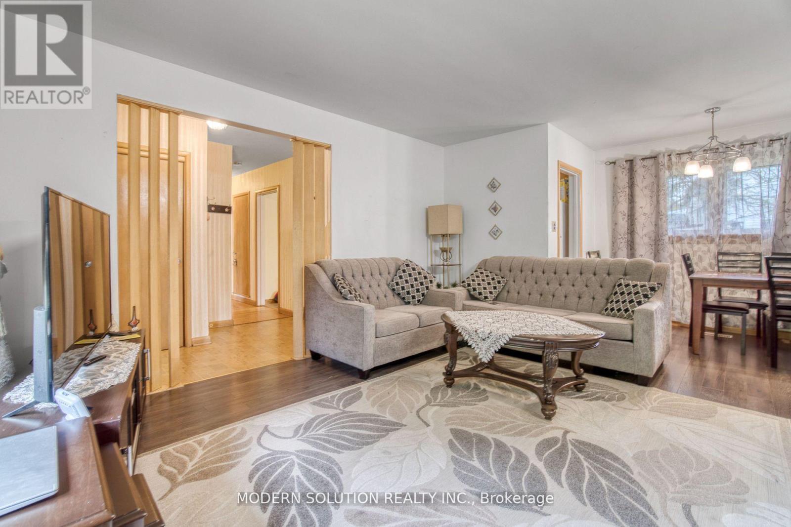 314 Strathcona Drive, Burlington, Ontario  L7L 2E1 - Photo 23 - W13136664