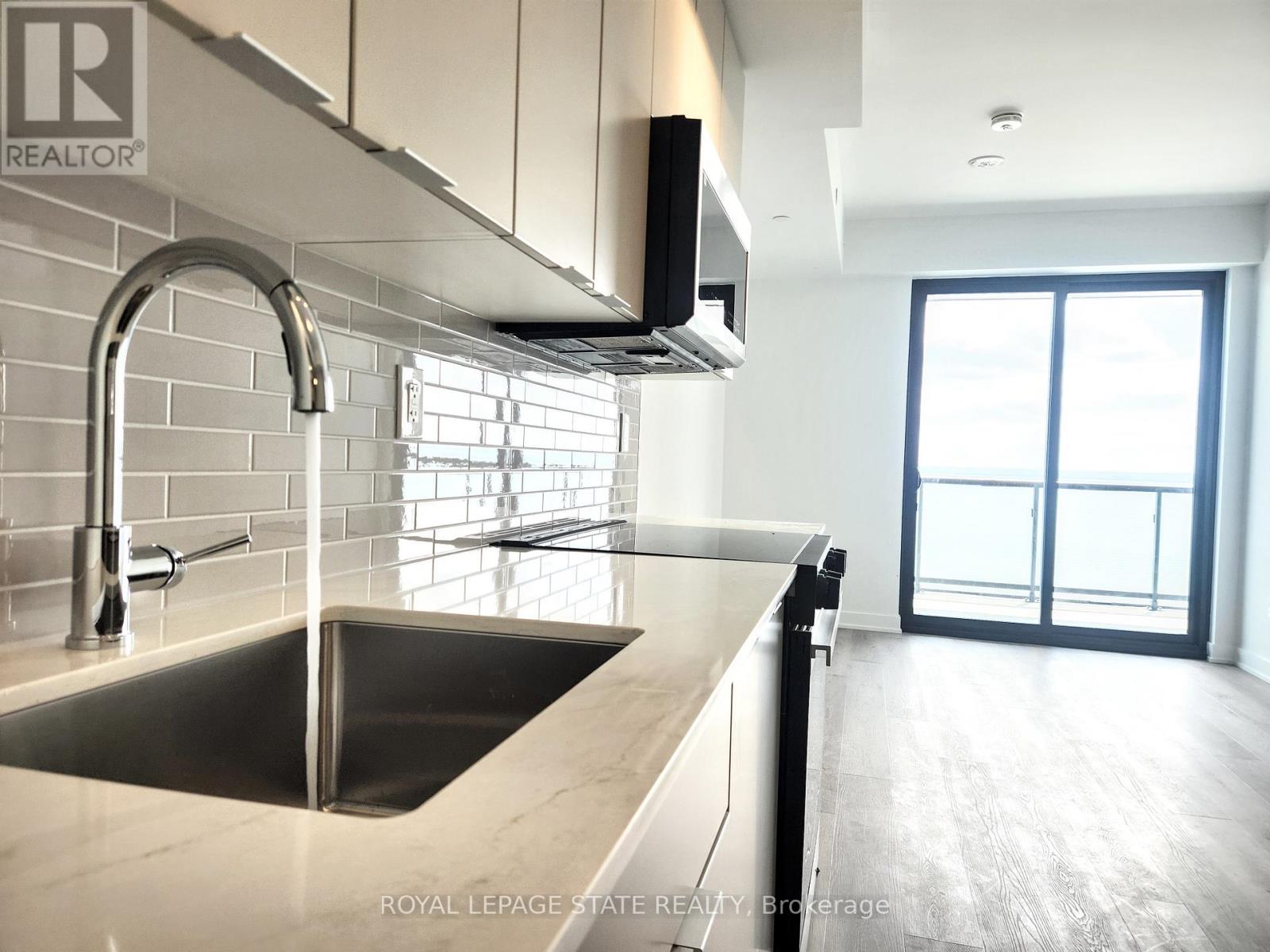 1006 - 2075 Lakeshore Road, Burlington, Ontario  L7R 0H3 - Photo 11 - W13136674