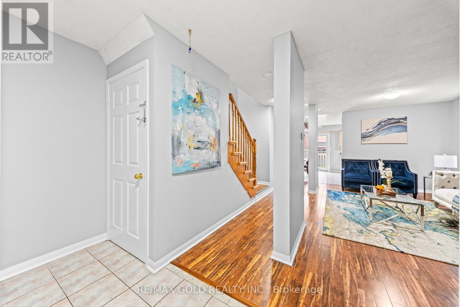 92 Dandelion Road, Brampton, Ontario  L6R 1Y1 - Photo 9 - W13136810