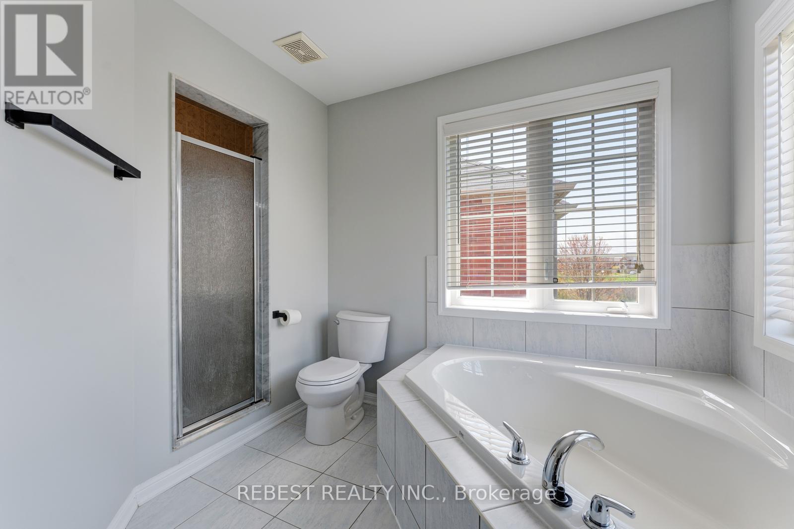 22 Birch Tree Trail, Brampton, Ontario  L6P 3M8 - Photo 25 - W13136846