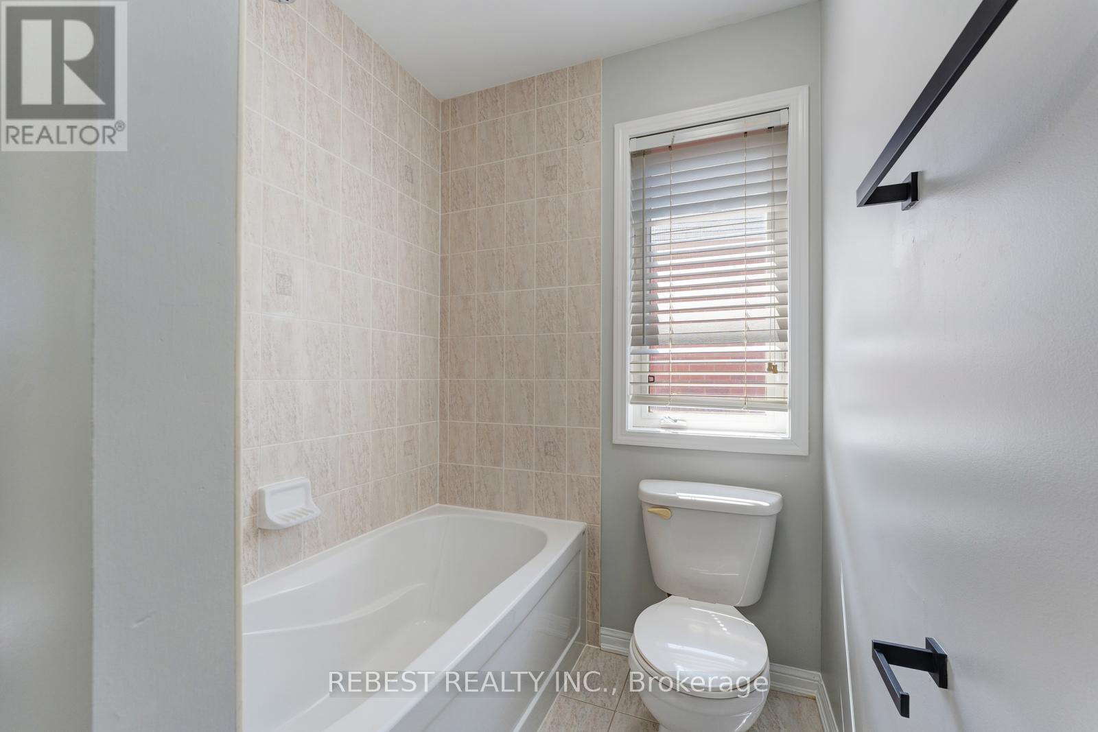 22 Birch Tree Trail, Brampton, Ontario  L6P 3M8 - Photo 32 - W13136846