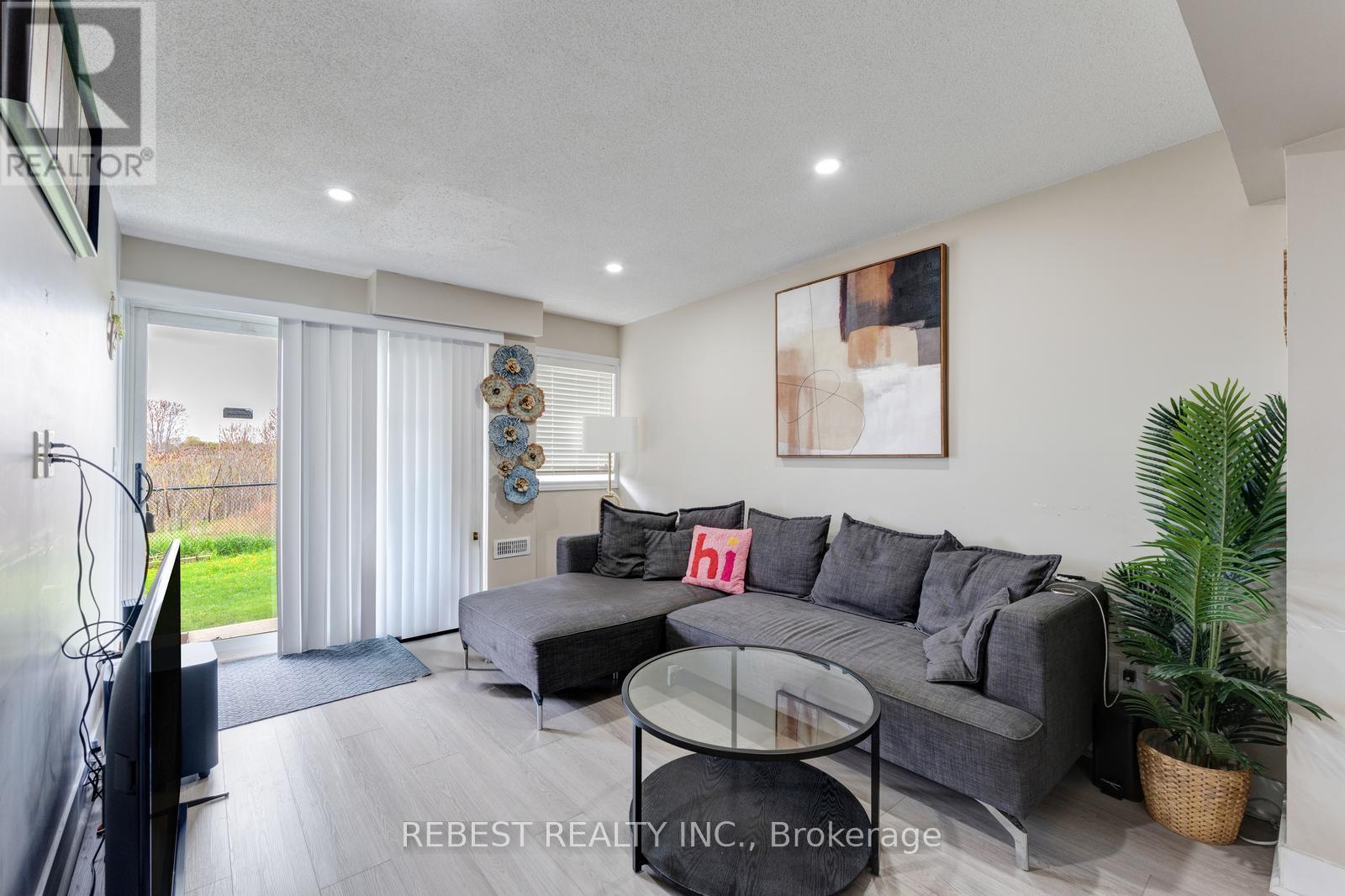 22 Birch Tree Trail, Brampton, Ontario  L6P 3M8 - Photo 38 - W13136846