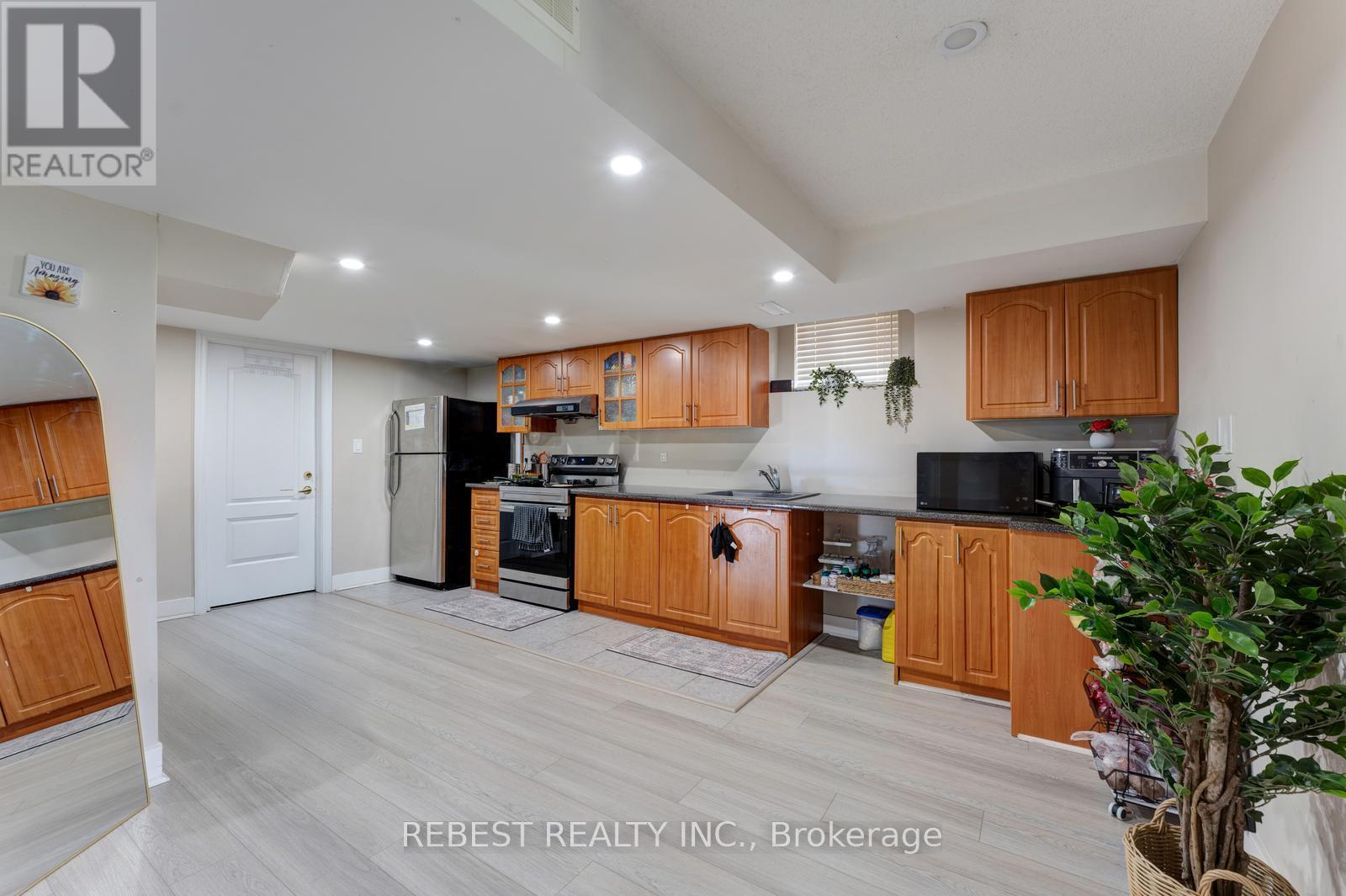22 Birch Tree Trail, Brampton, Ontario  L6P 3M8 - Photo 41 - W13136846