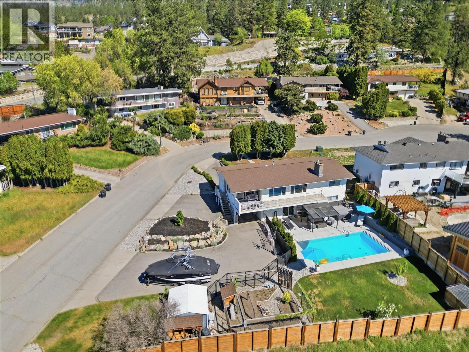 118 Dartmouth Place, Penticton, British Columbia  V2A 7S4 - Photo 3 - 10385523