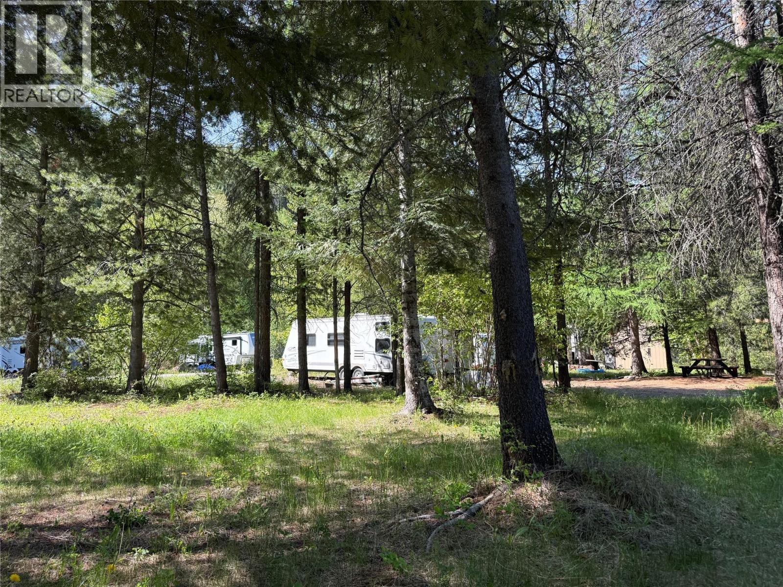 8415 King Creek Fsr Road Lot# 68, Yahk, British Columbia V0B 2P0 - Photo 5 - 10386388