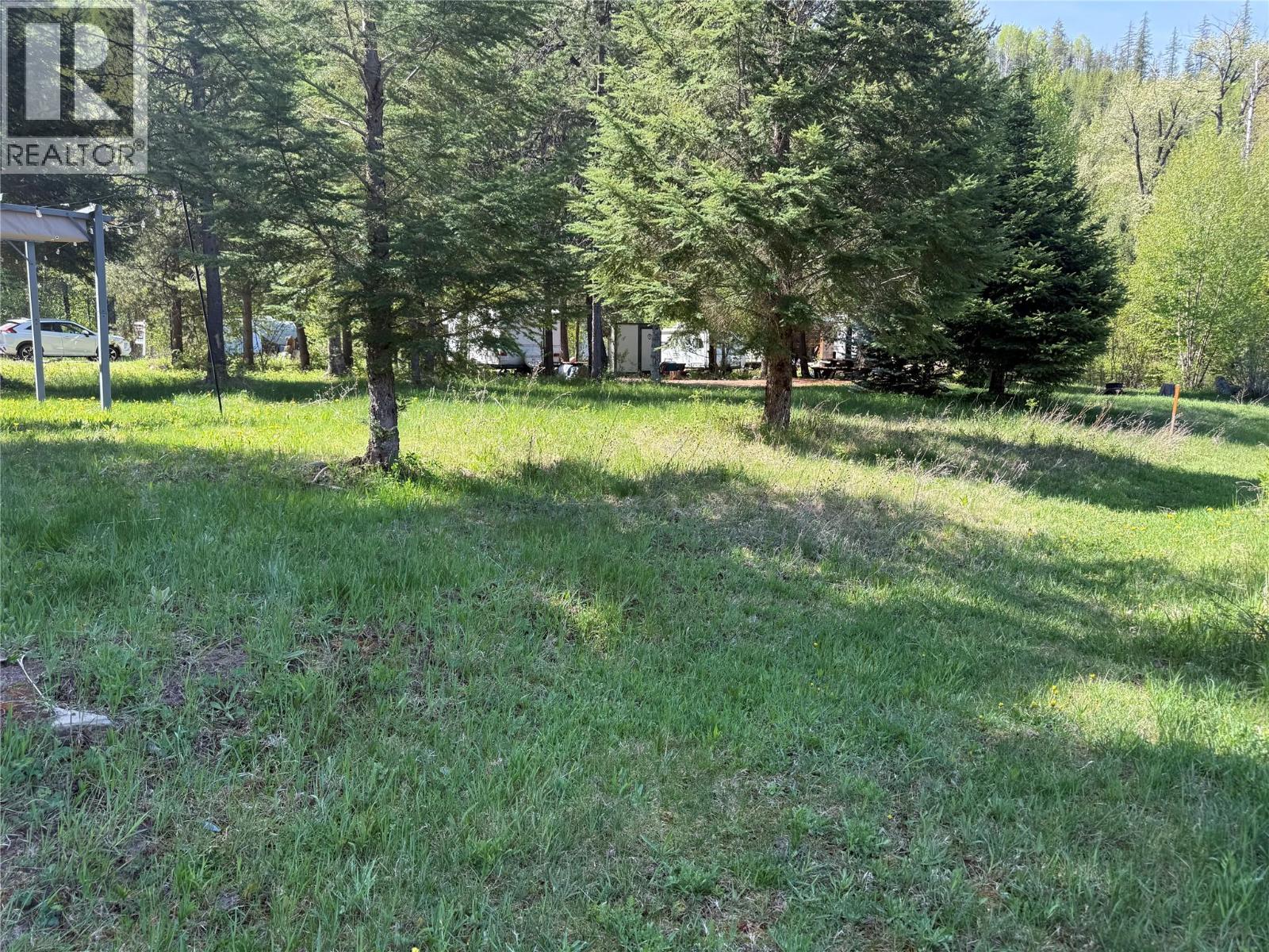 8415 King Creek Fsr Road Lot# 68, Yahk, British Columbia V0B 2P0 - Photo 4 - 10386388