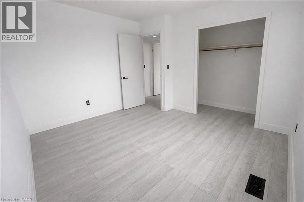 84 Elgar Avenue, Hamilton, Ontario  L9C 4E5 - Photo 8 - 40828799