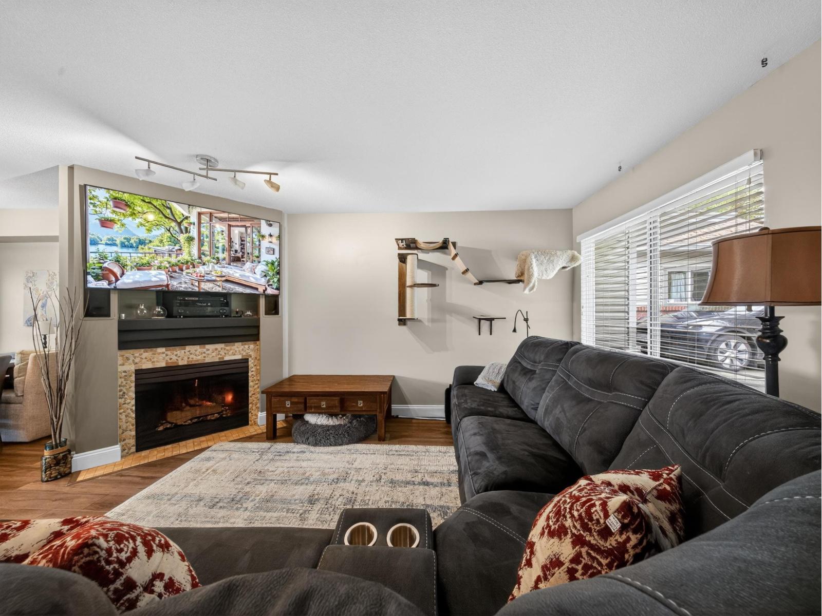 512 13900 Hyland Road, Surrey, British Columbia  V3W 2C3 - Photo 5 - R3124026