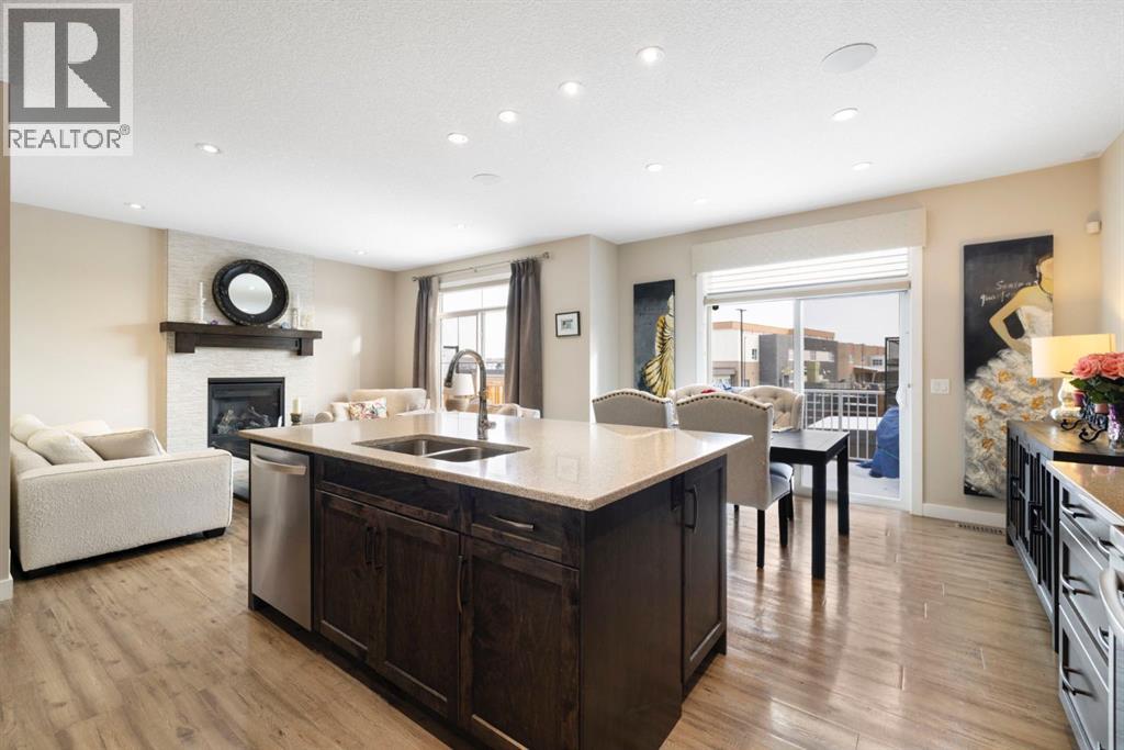 8 Emberside Glen, Cochrane, Alberta  T4C 2L6 - Photo 11 - A2282601
