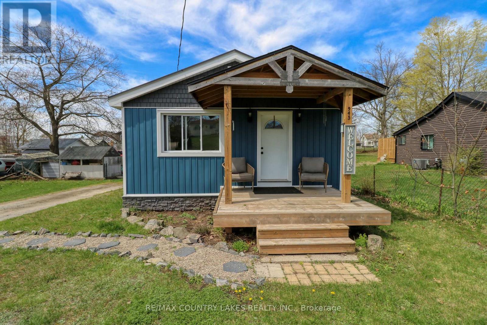 945 First Street S, Gravenhurst, Ontario  P1P 1K3 - Photo 2 - X13136700