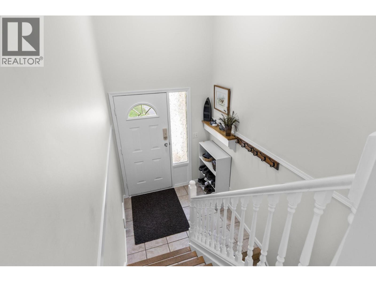 9631 Jensen Road, Lake Country, British Columbia  V4V 1S6 - Photo 6 - 10387491