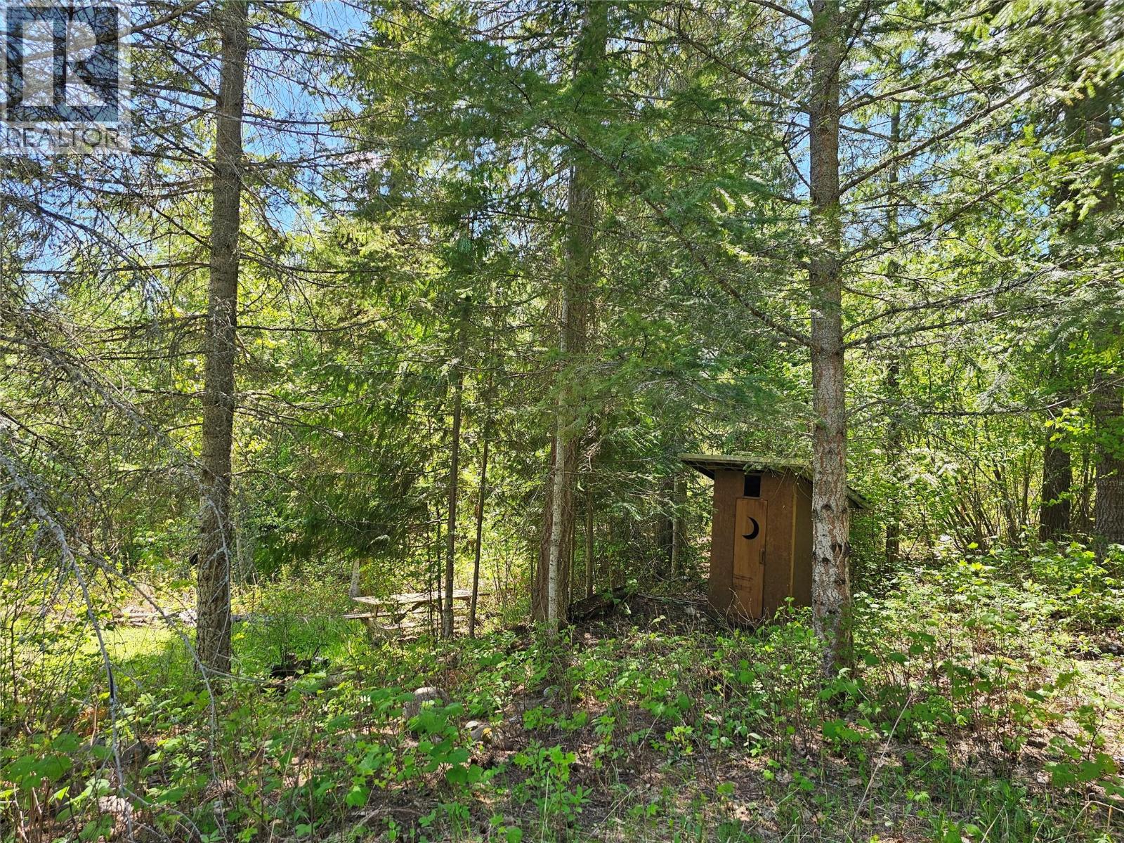 4402 Leopold Road, Scotch Creek, British Columbia  V0E 1M5 - Photo 2 - 10387585