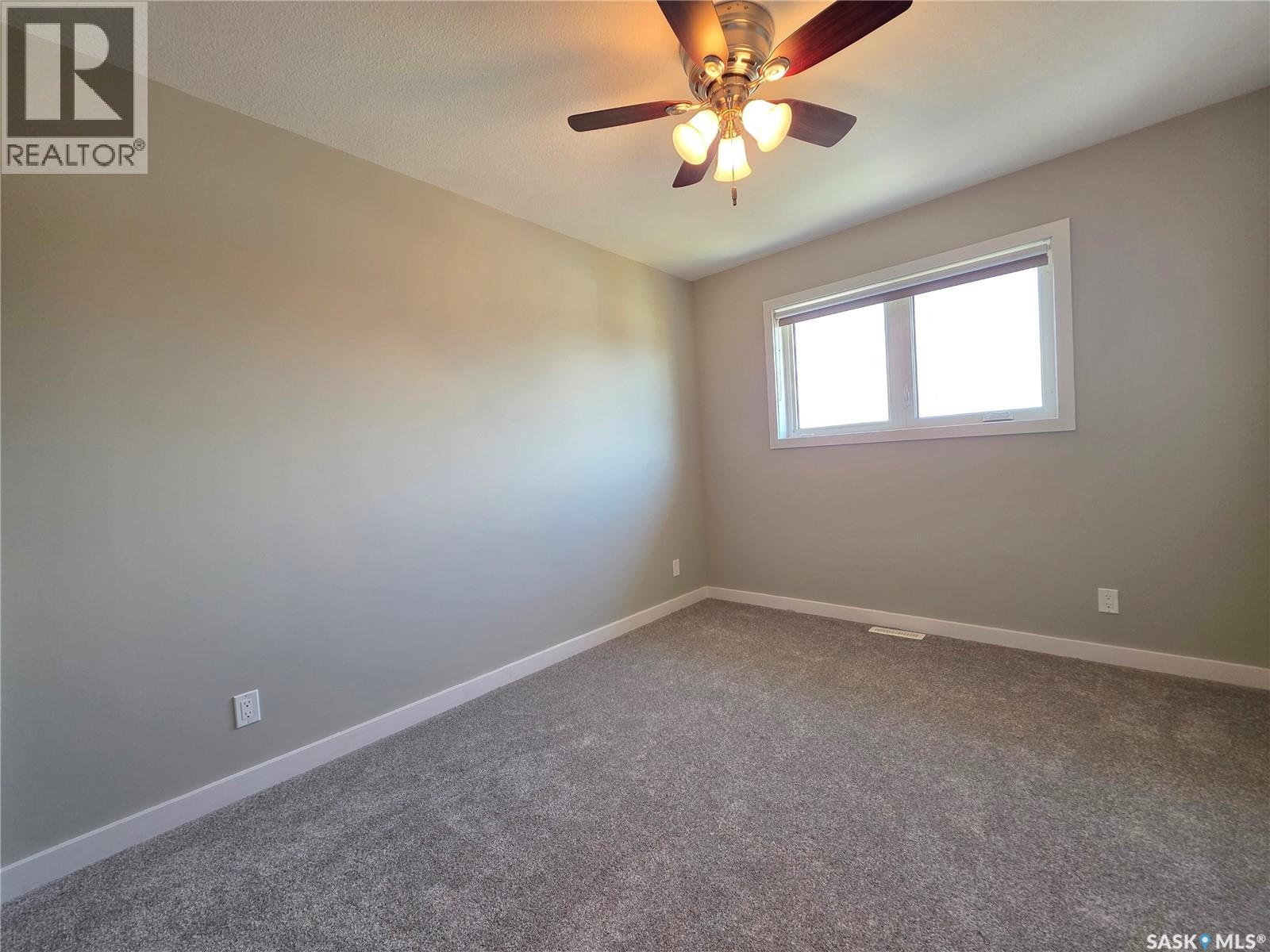 553 Douglas Drive, Swift Current, Saskatchewan  S9H 5R6 - Photo 16 - SK036118