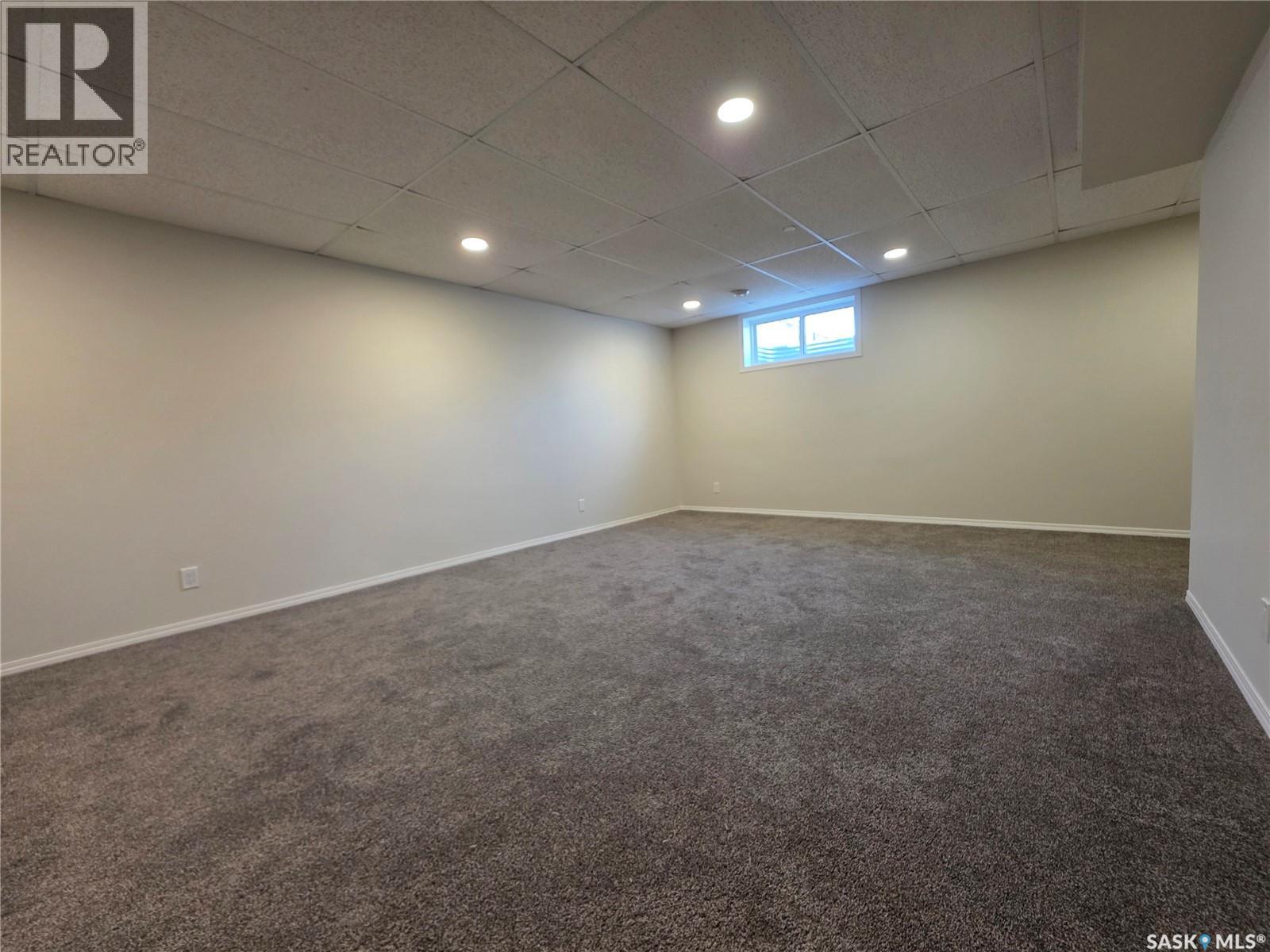 553 Douglas Drive, Swift Current, Saskatchewan  S9H 5R6 - Photo 24 - SK036118