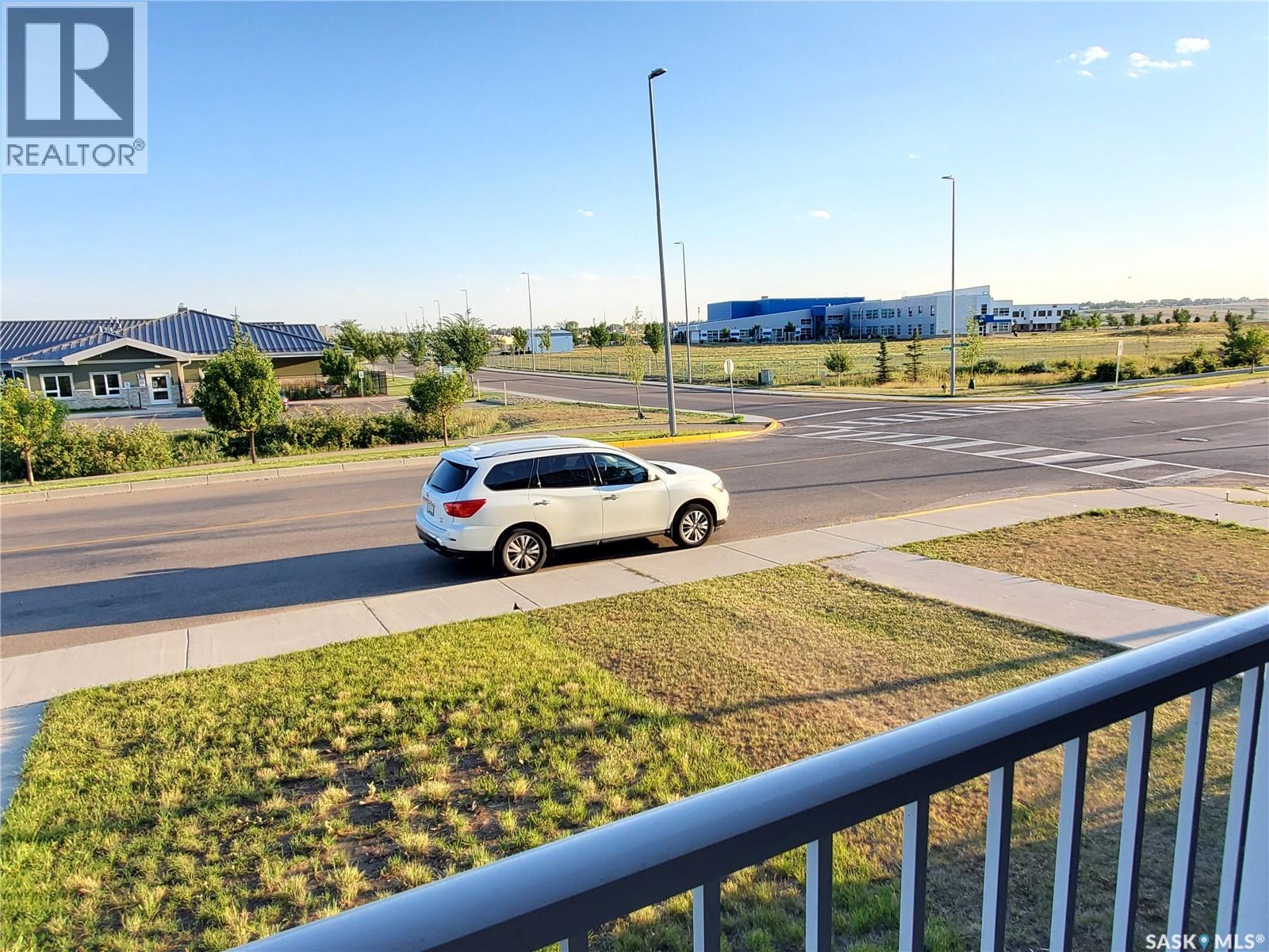 553 Douglas Drive, Swift Current, Saskatchewan  S9H 5R6 - Photo 31 - SK036118