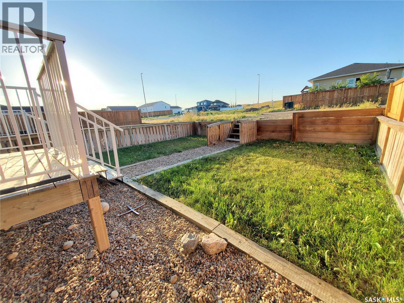 553 Douglas Drive, Swift Current, Saskatchewan  S9H 5R6 - Photo 33 - SK036118