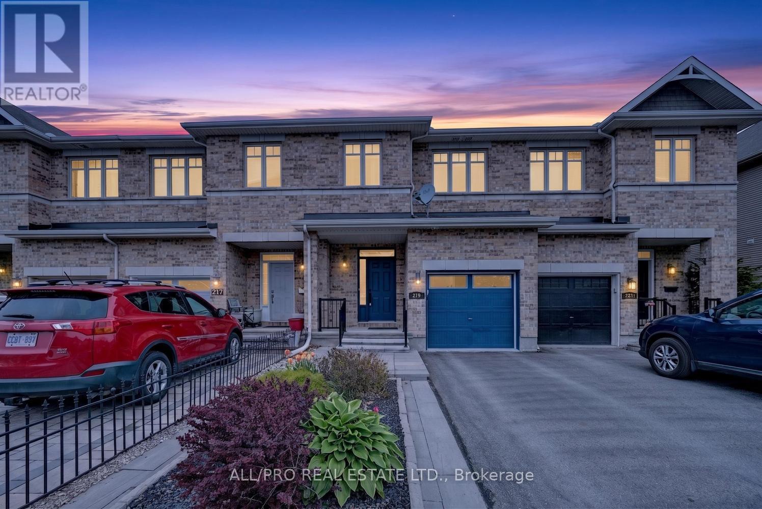 219 JERSEY TEA CIRCLE, Ottawa, Ontario