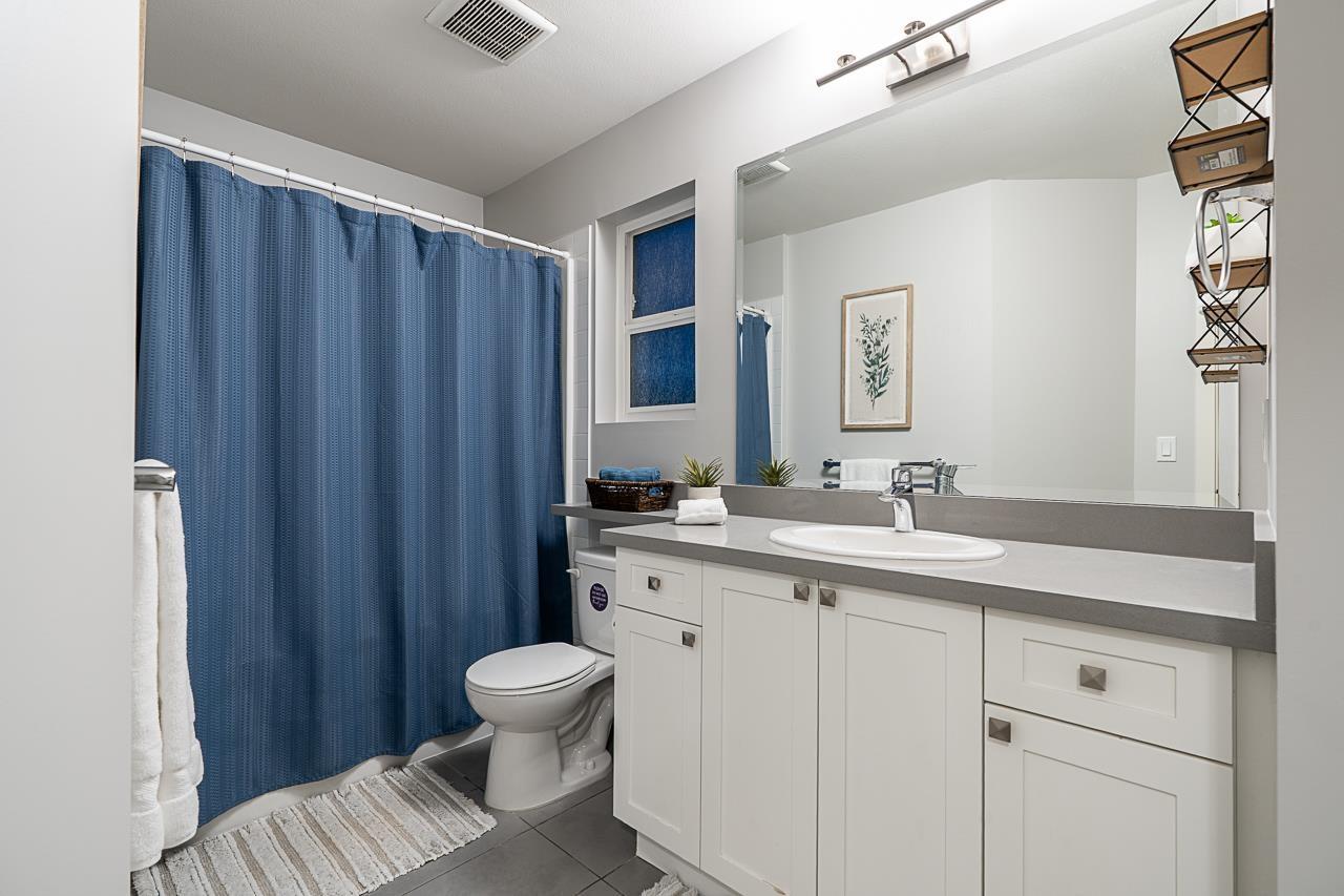 27563 27a Avenue, Langley, British Columbia  V4W 0C4 - Photo 27 - R3123837