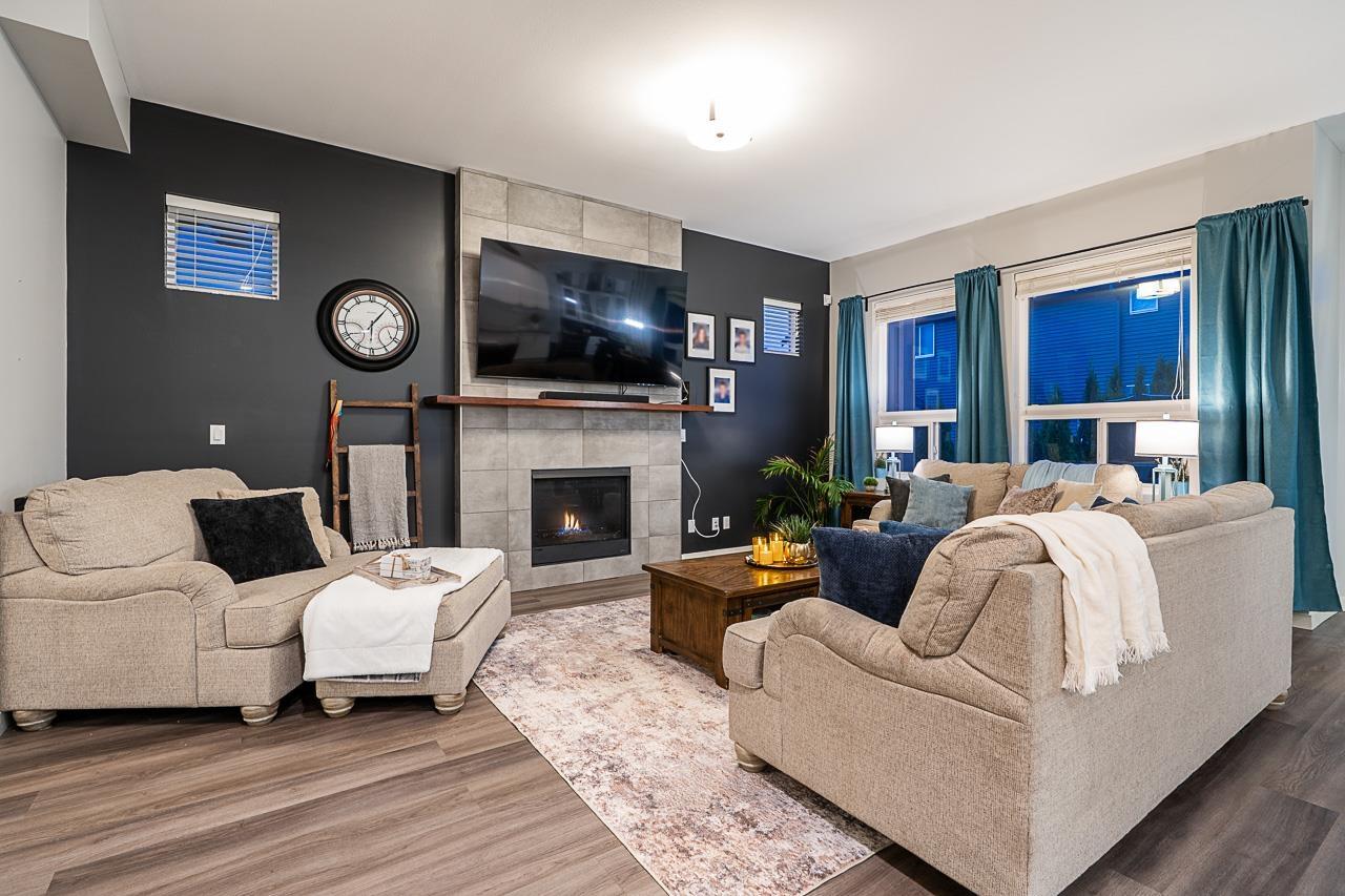 27563 27a Avenue, Langley, British Columbia  V4W 0C4 - Photo 13 - R3123837