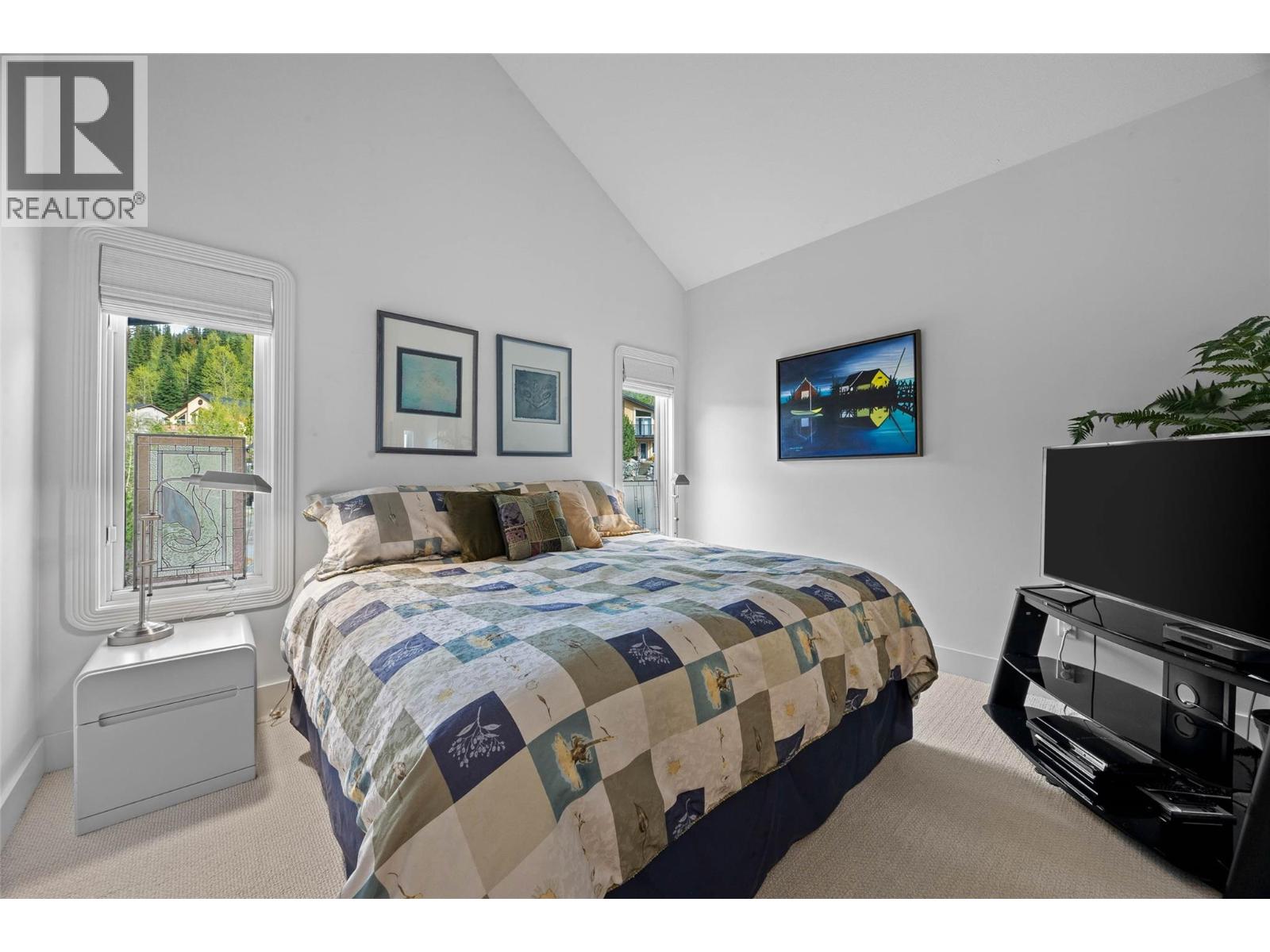2402 Fairways Drive, Sun Peaks, British Columbia  V0E 5N0 - Photo 29 - 10387739