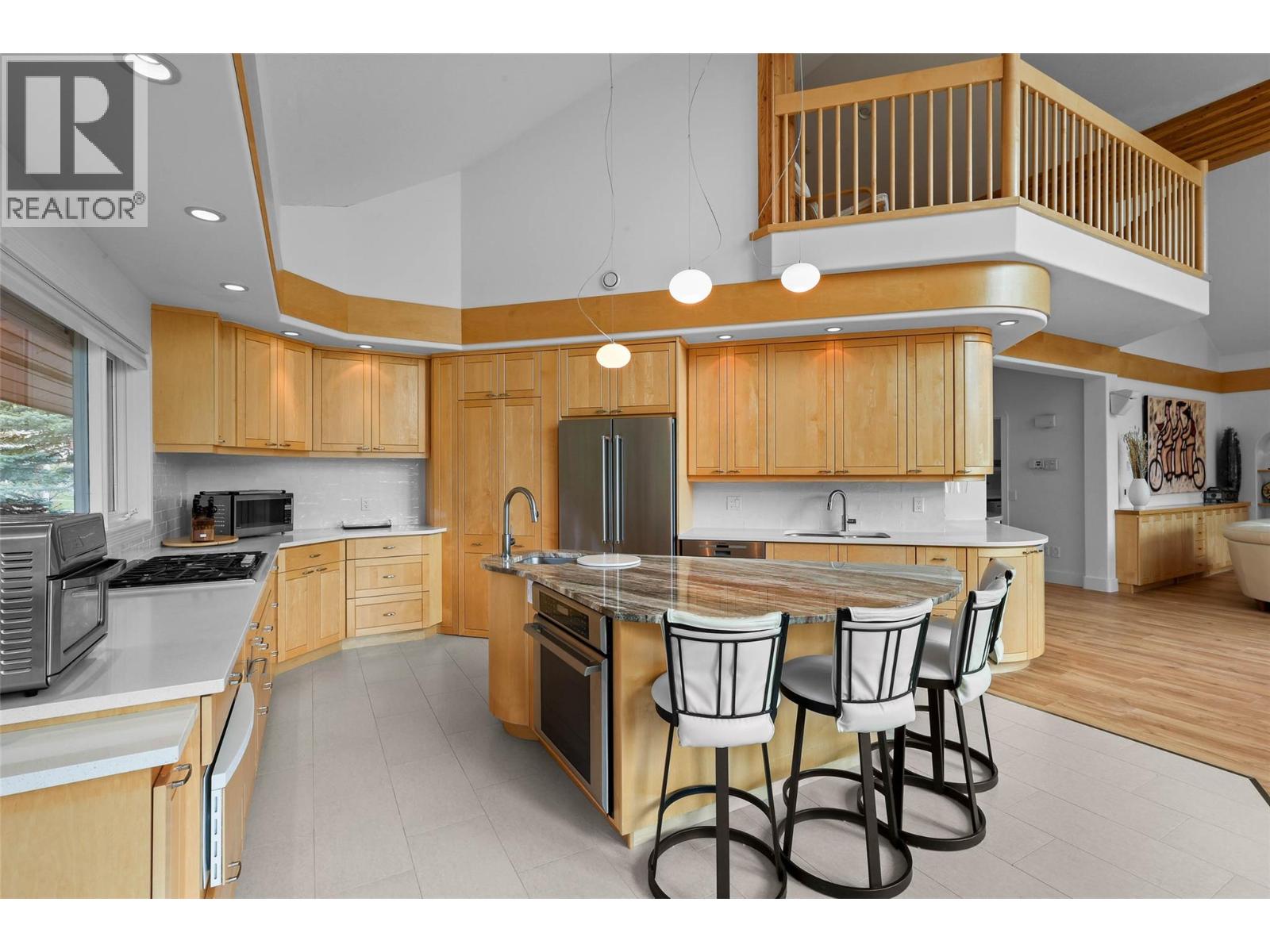 2402 Fairways Drive, Sun Peaks, British Columbia  V0E 5N0 - Photo 14 - 10387739