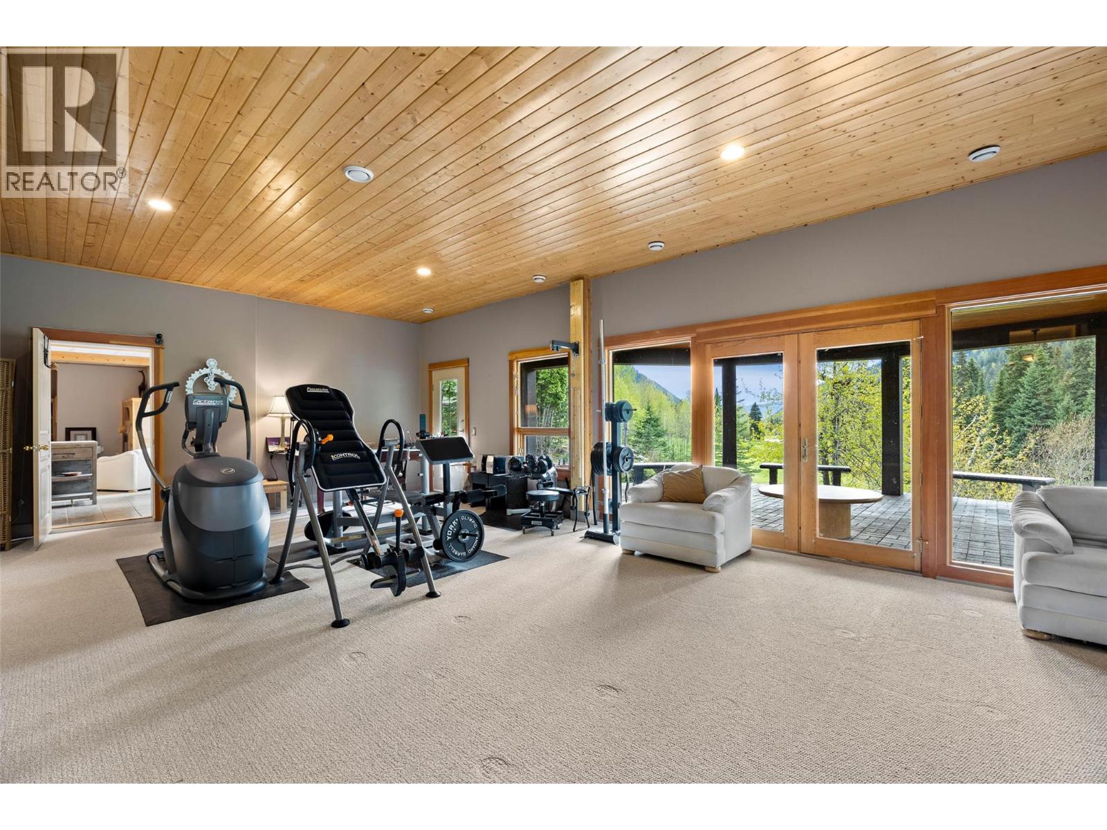 2402 Fairways Drive, Sun Peaks, British Columbia  V0E 5N0 - Photo 38 - 10387739