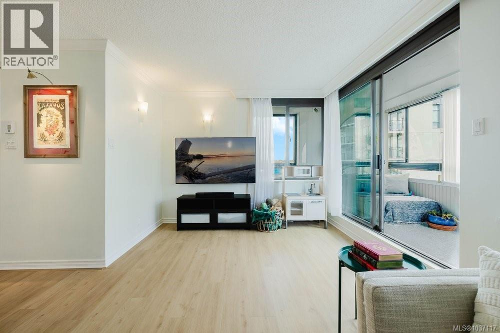 1004 1034 Johnson St, Victoria, British Columbia  V8V 3N7 - Photo 1 - 1037117