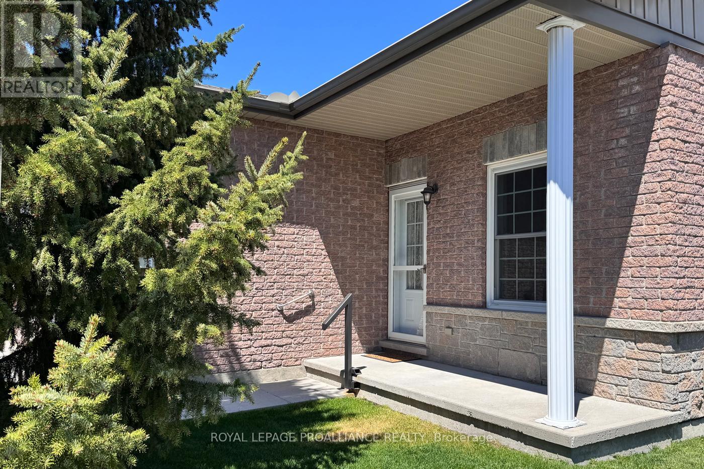 18 - 1 Rosemary Court, Prince Edward County, Ontario  K0K 2T0 - Photo 4 - X13136784