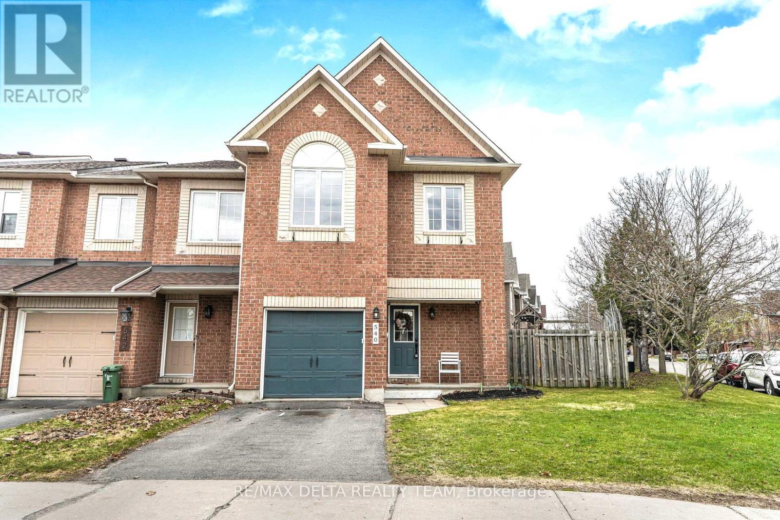 Avalon East Row / Townhouse for sale:  4 bedroom 1,500 sq.ft. (Listed 2026-04-30)